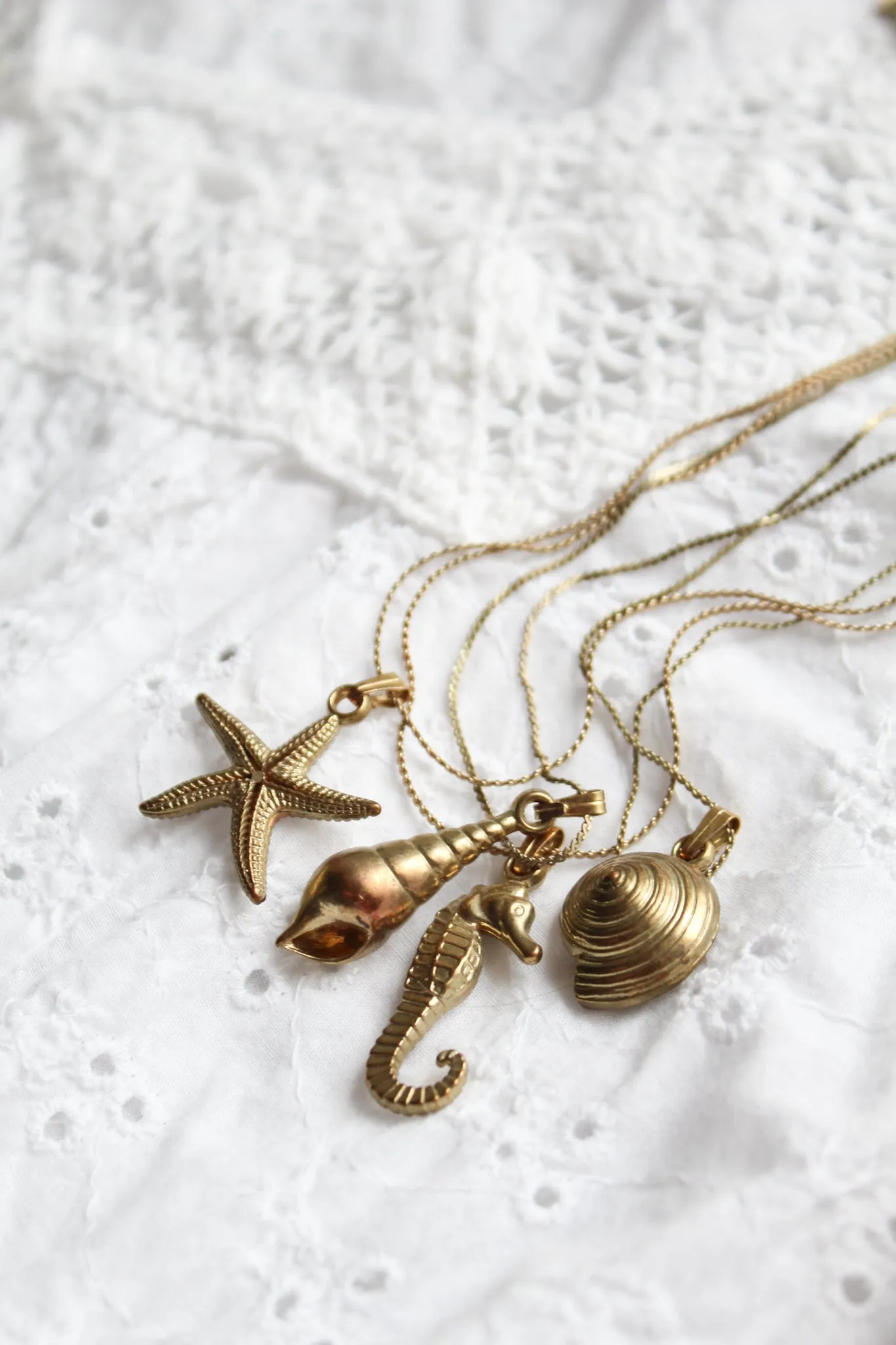 atlantic charm necklace 1919 Vintage
