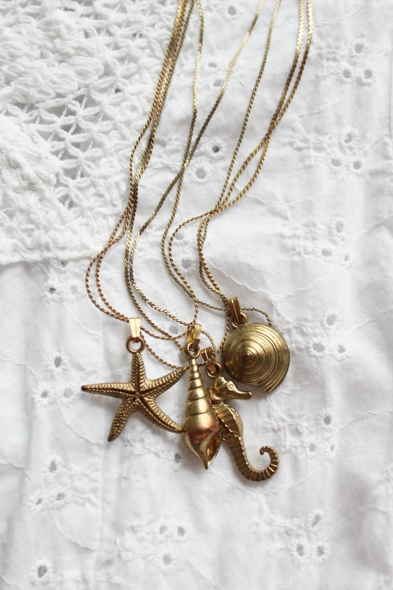 atlantic charm necklace 1919 Vintage
