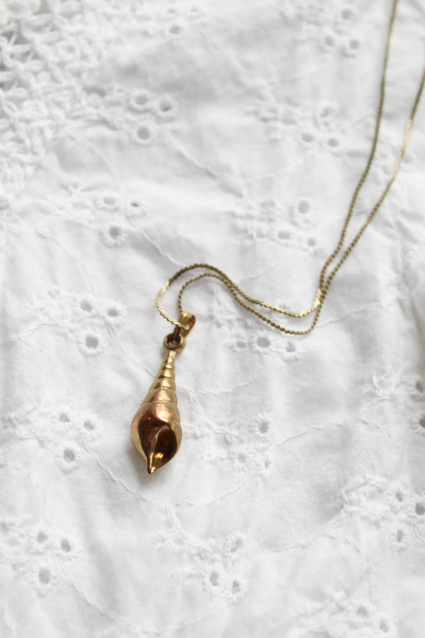 atlantic charm necklace 1919 Vintage