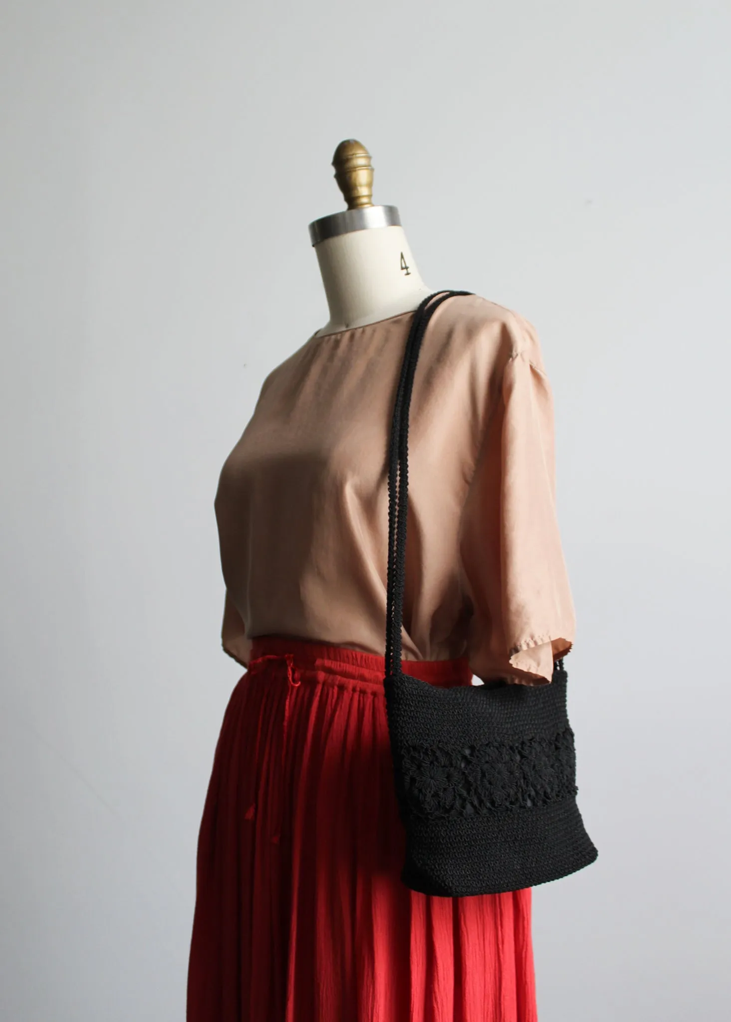 aventura woven bag 1919 Vintage