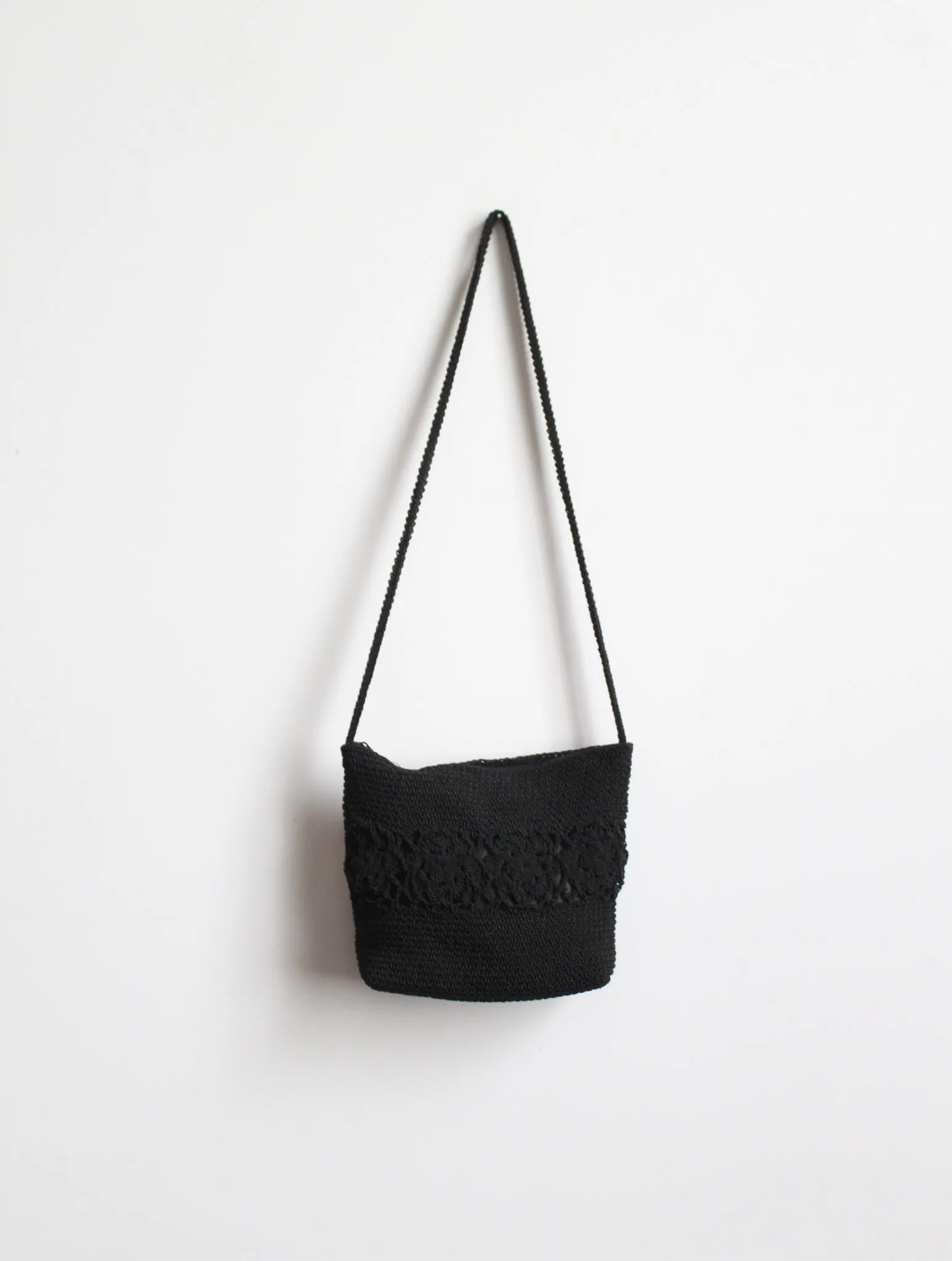 aventura woven bag 1919 Vintage