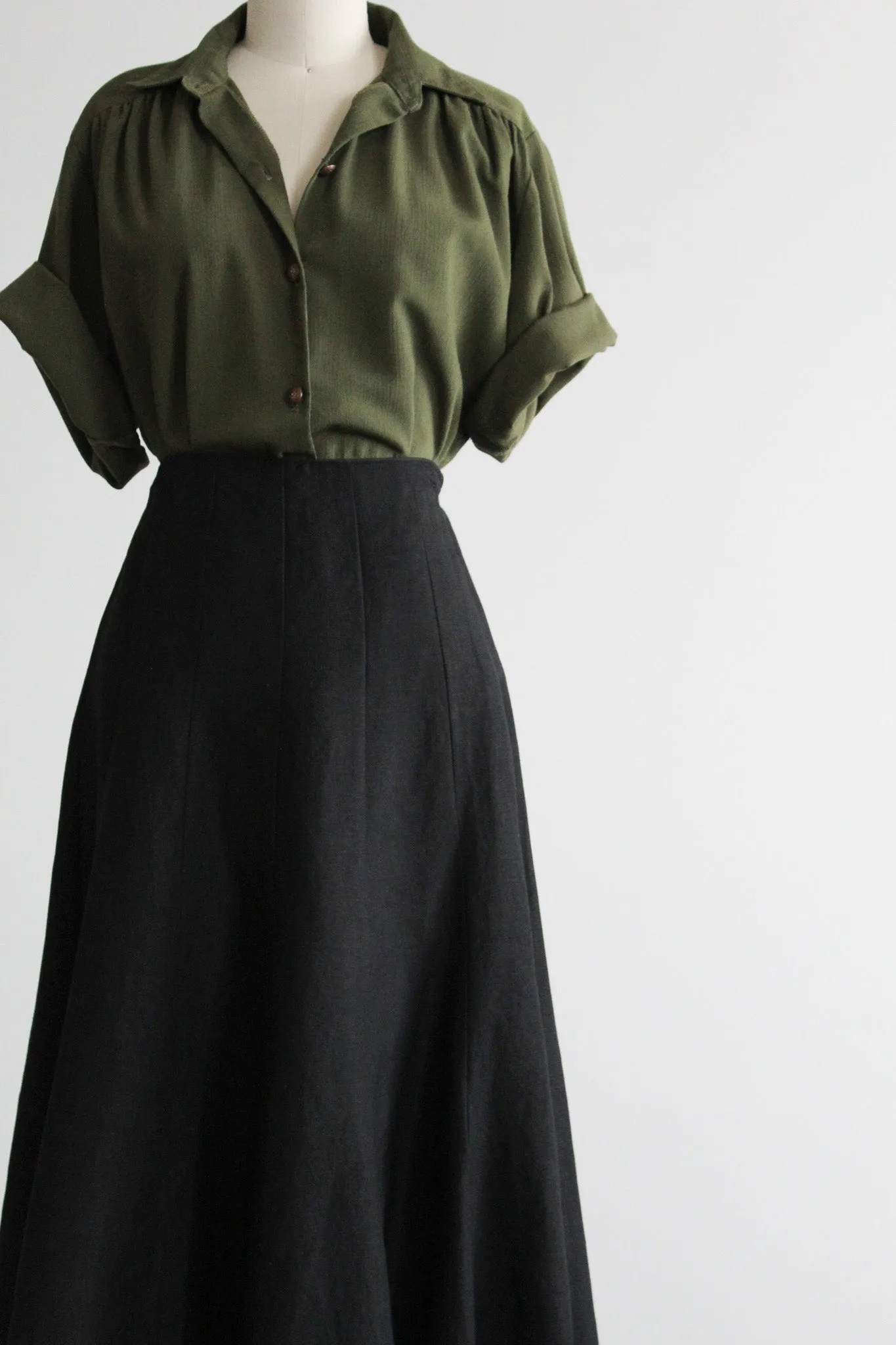 black linen midi skirt 1919 Vintage