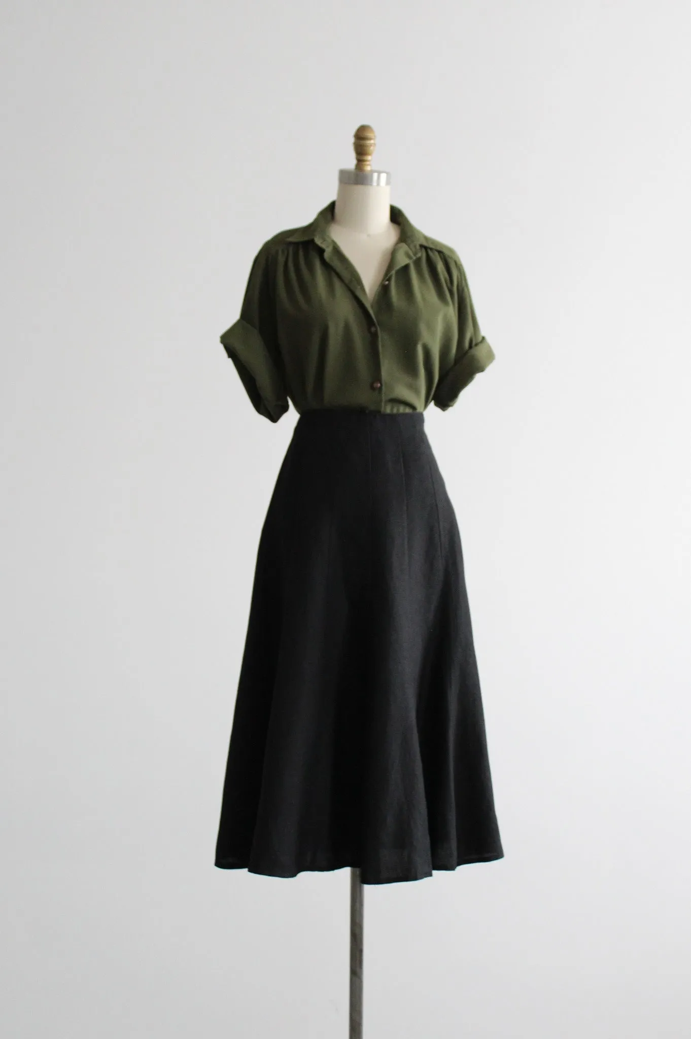 black linen midi skirt 1919 Vintage