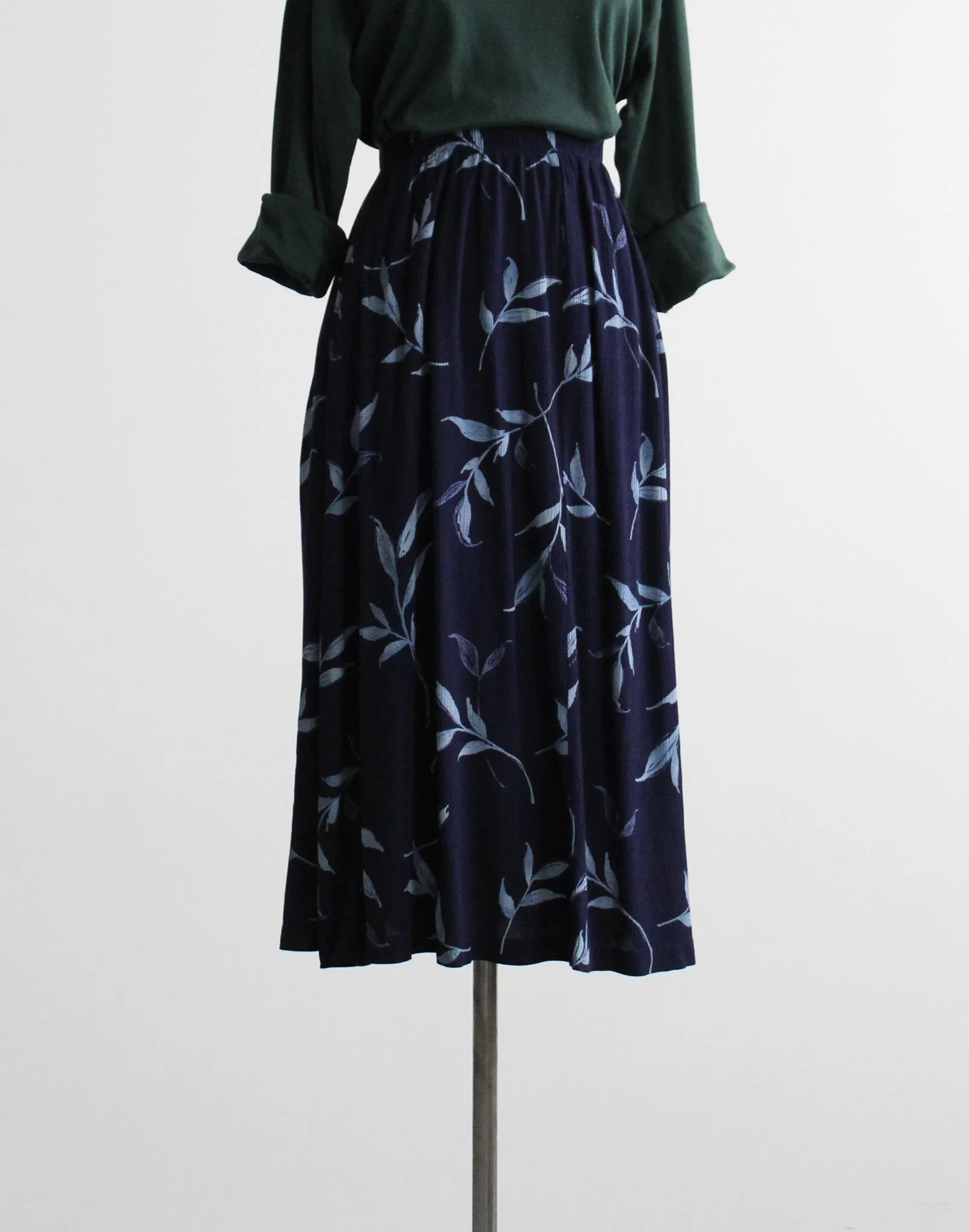 bluebell midi skirt 1919 Vintage