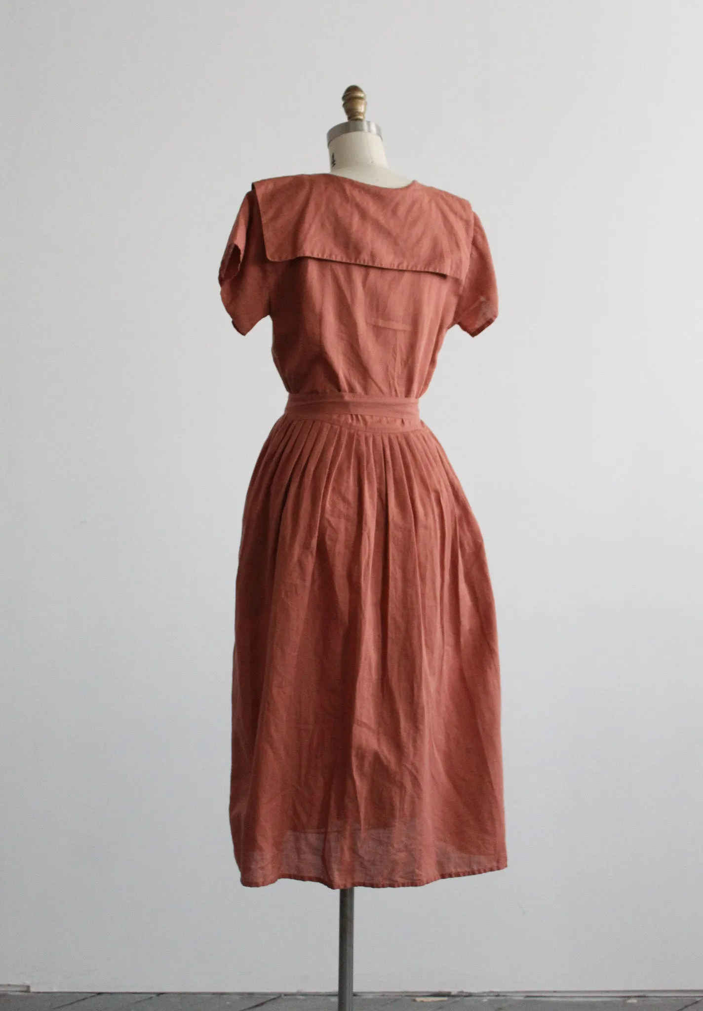 cacharel clay linen dress 1919 Vintage