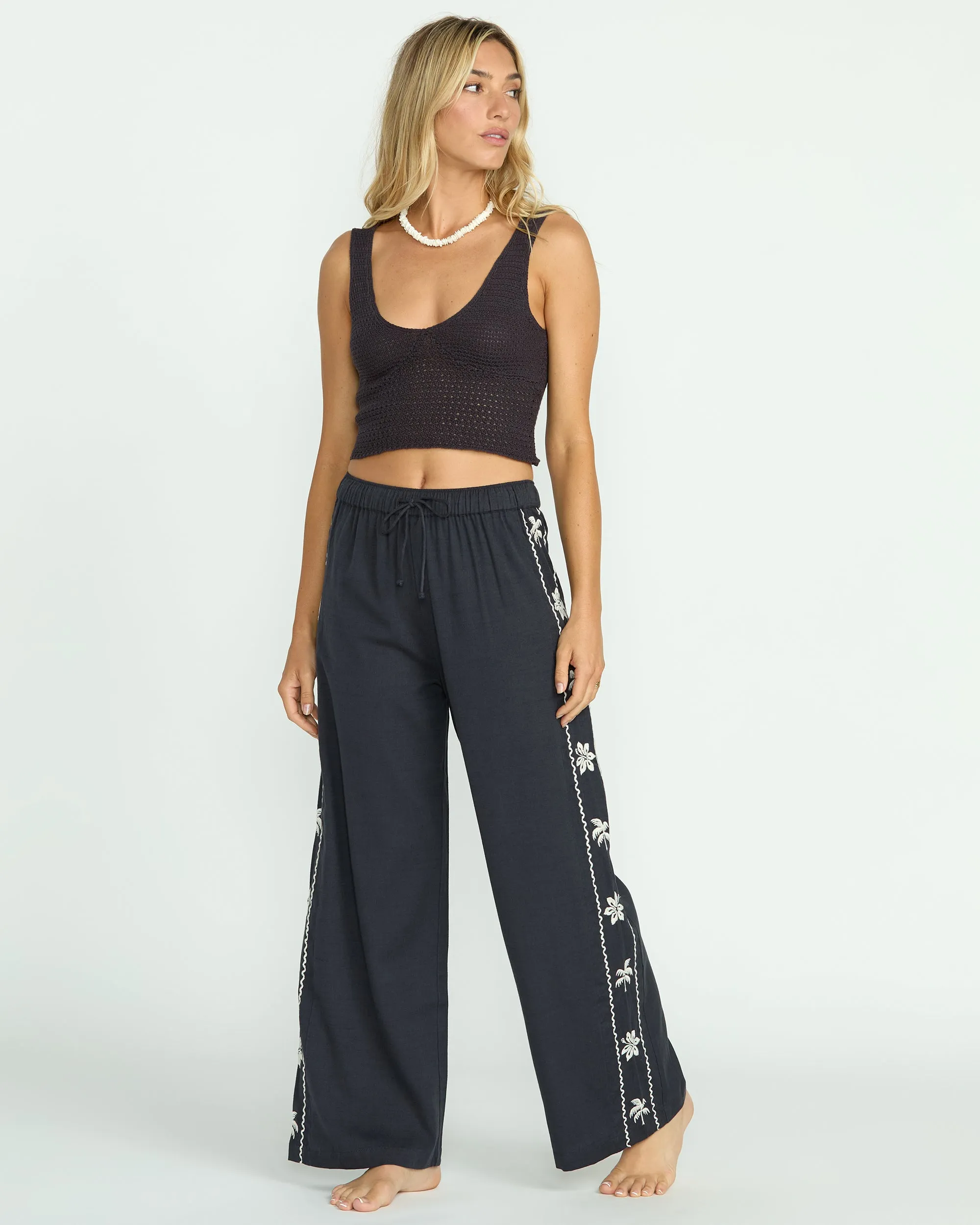 Cade Sweater - Black Sands Billabong