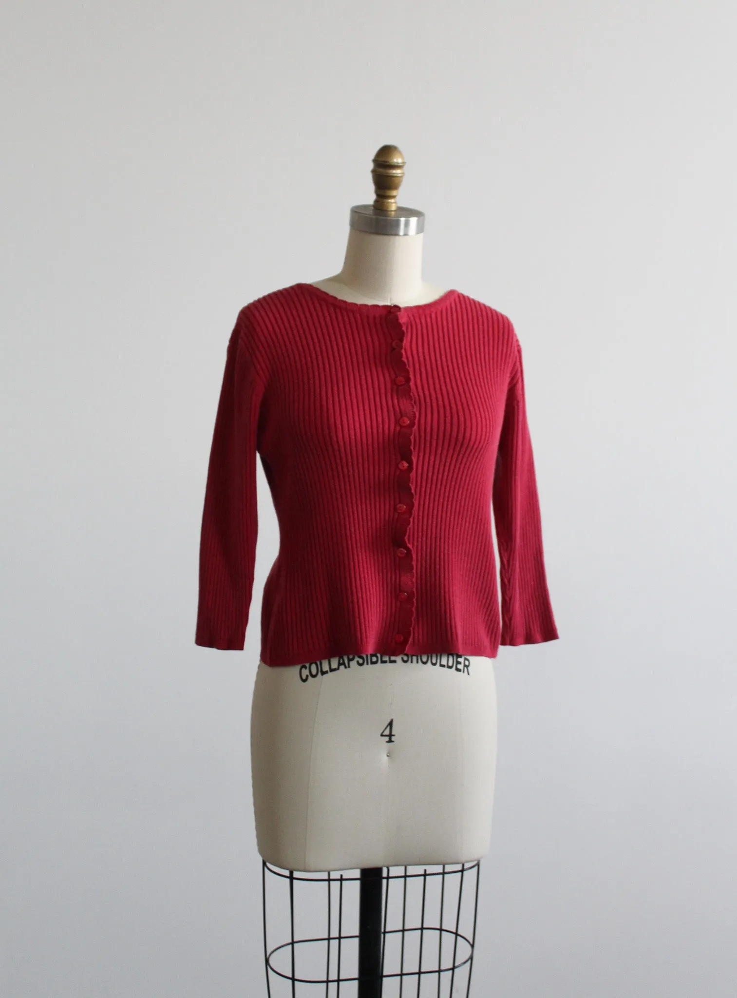 carmine cotton button up 1919 Vintage