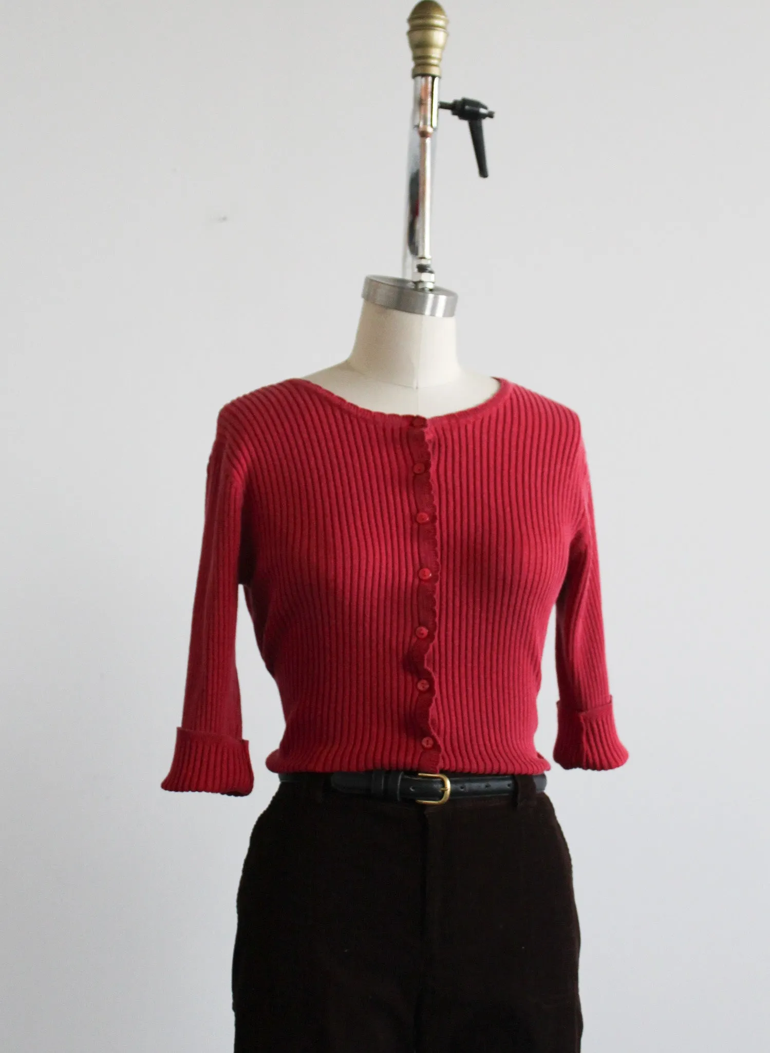 carmine cotton button up 1919 Vintage