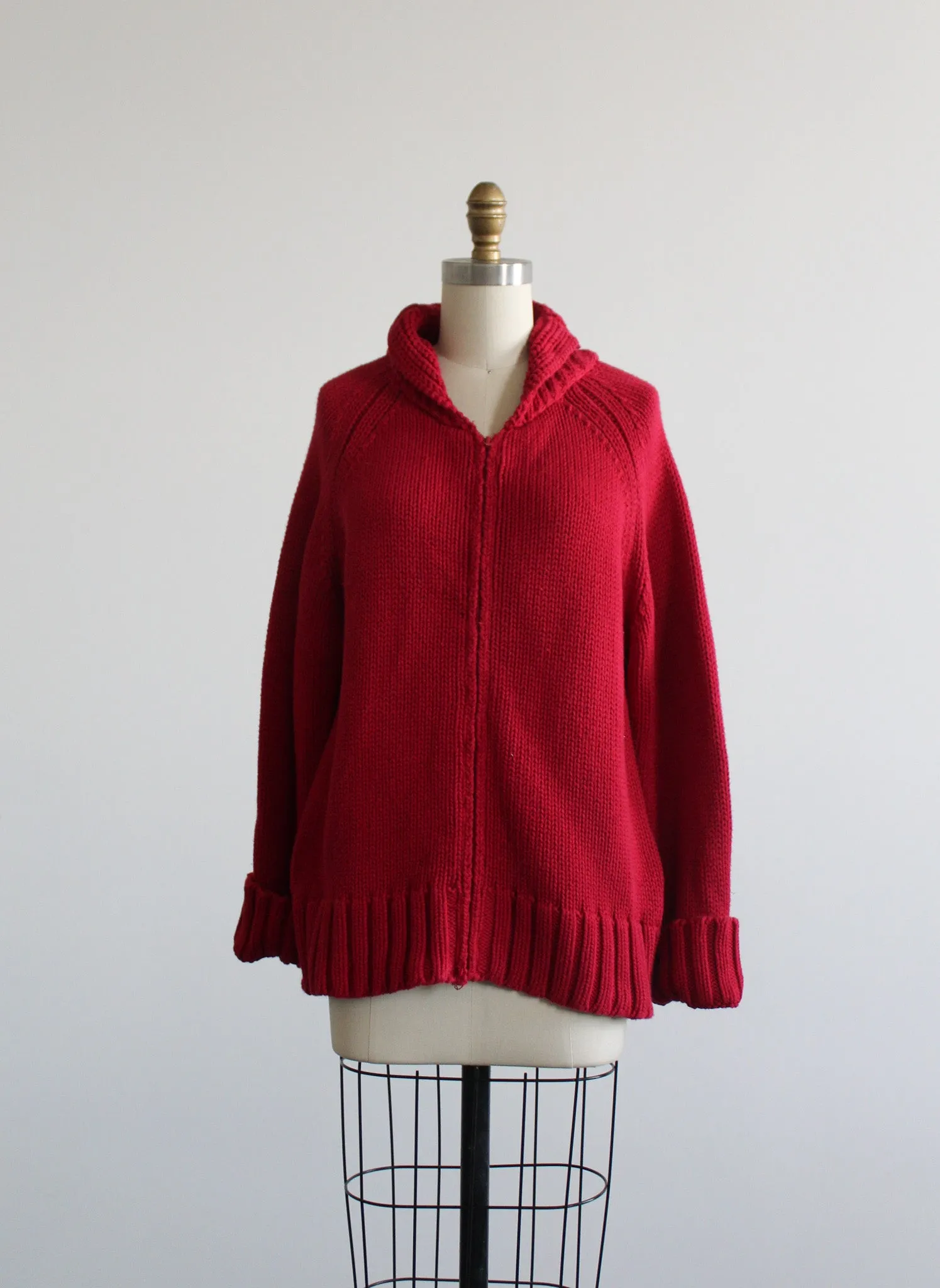carmine cotton cardigan 1919 Vintage