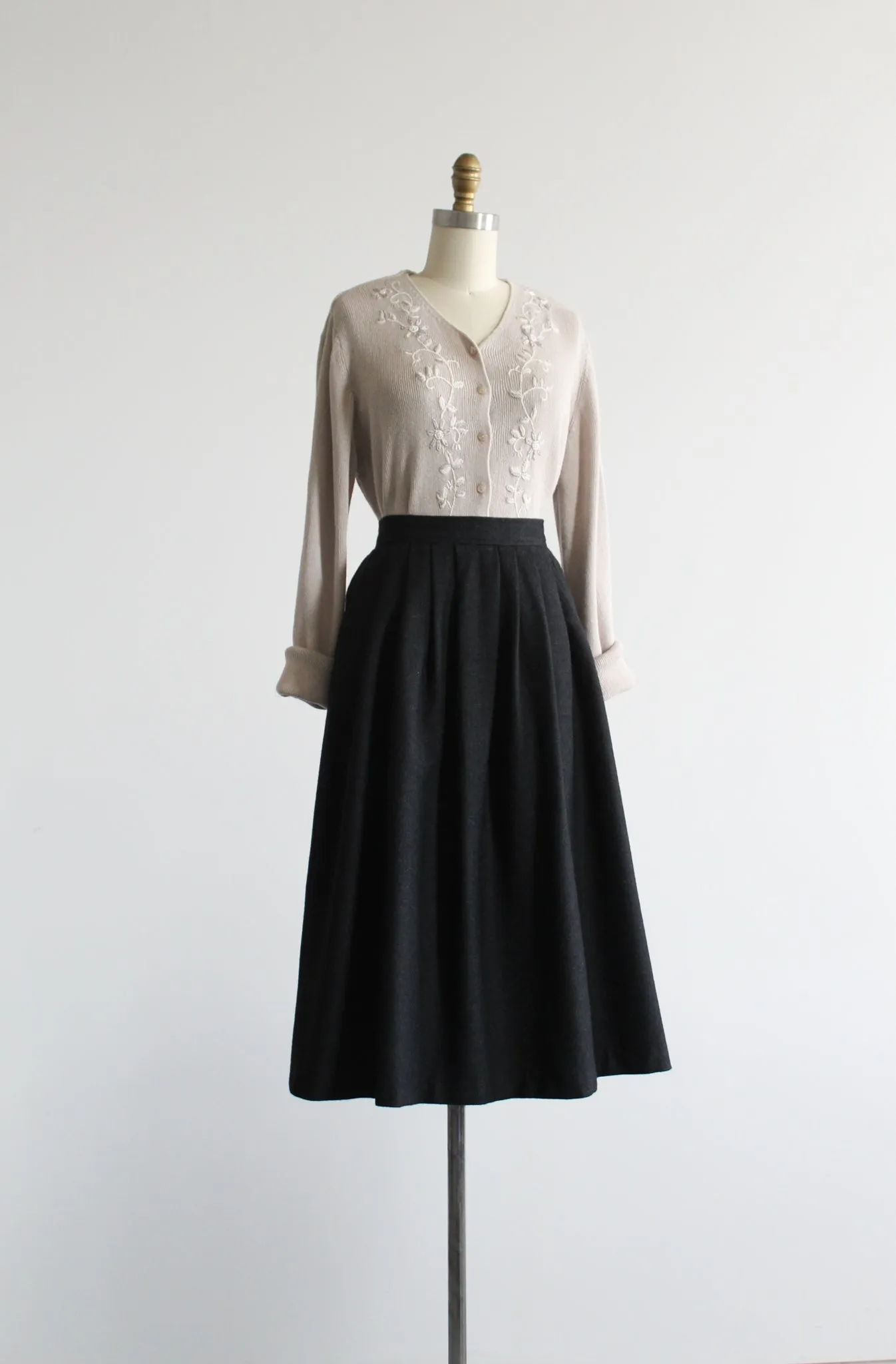 charcoal wool midi skirt 1919 Vintage