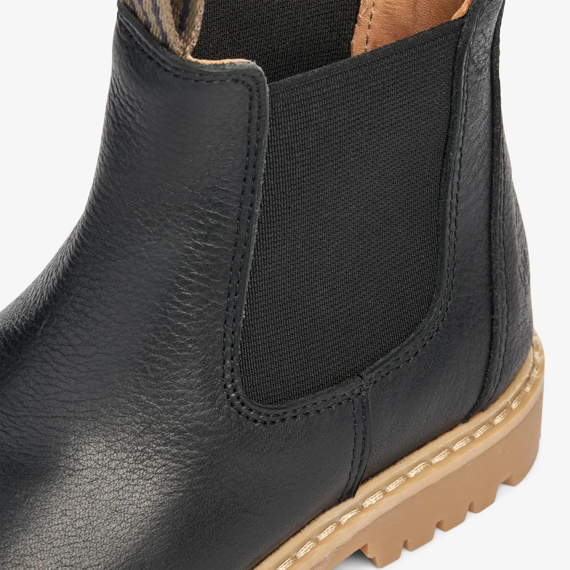 Chelsea Caj - black Wheat