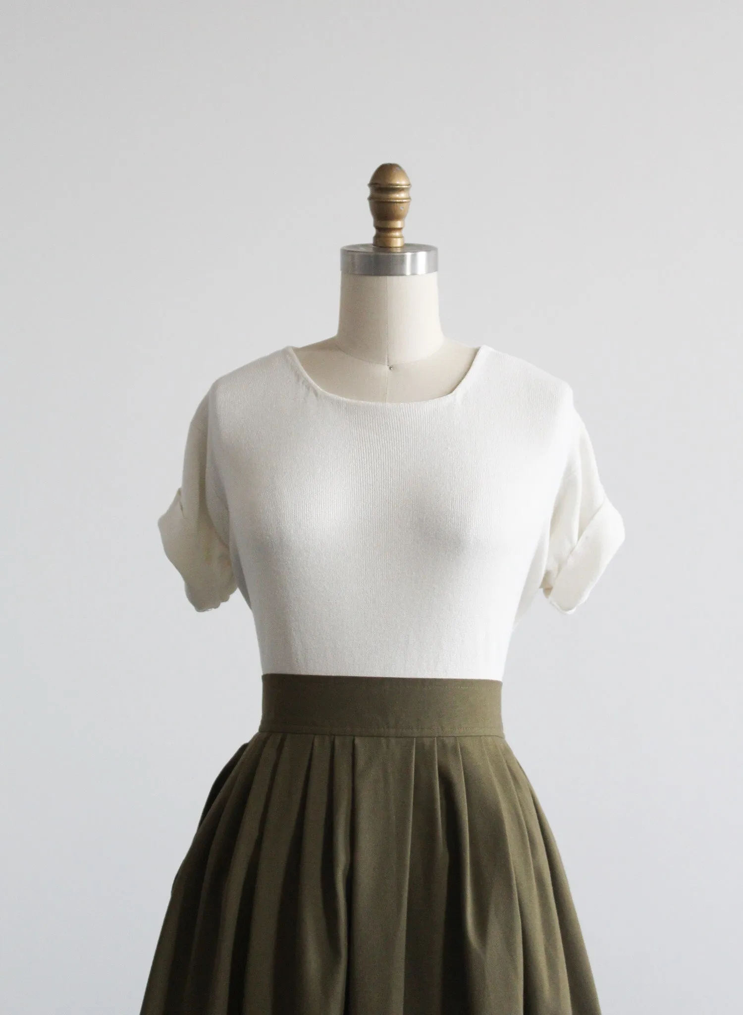 cloudwhite knit tee 1919 Vintage