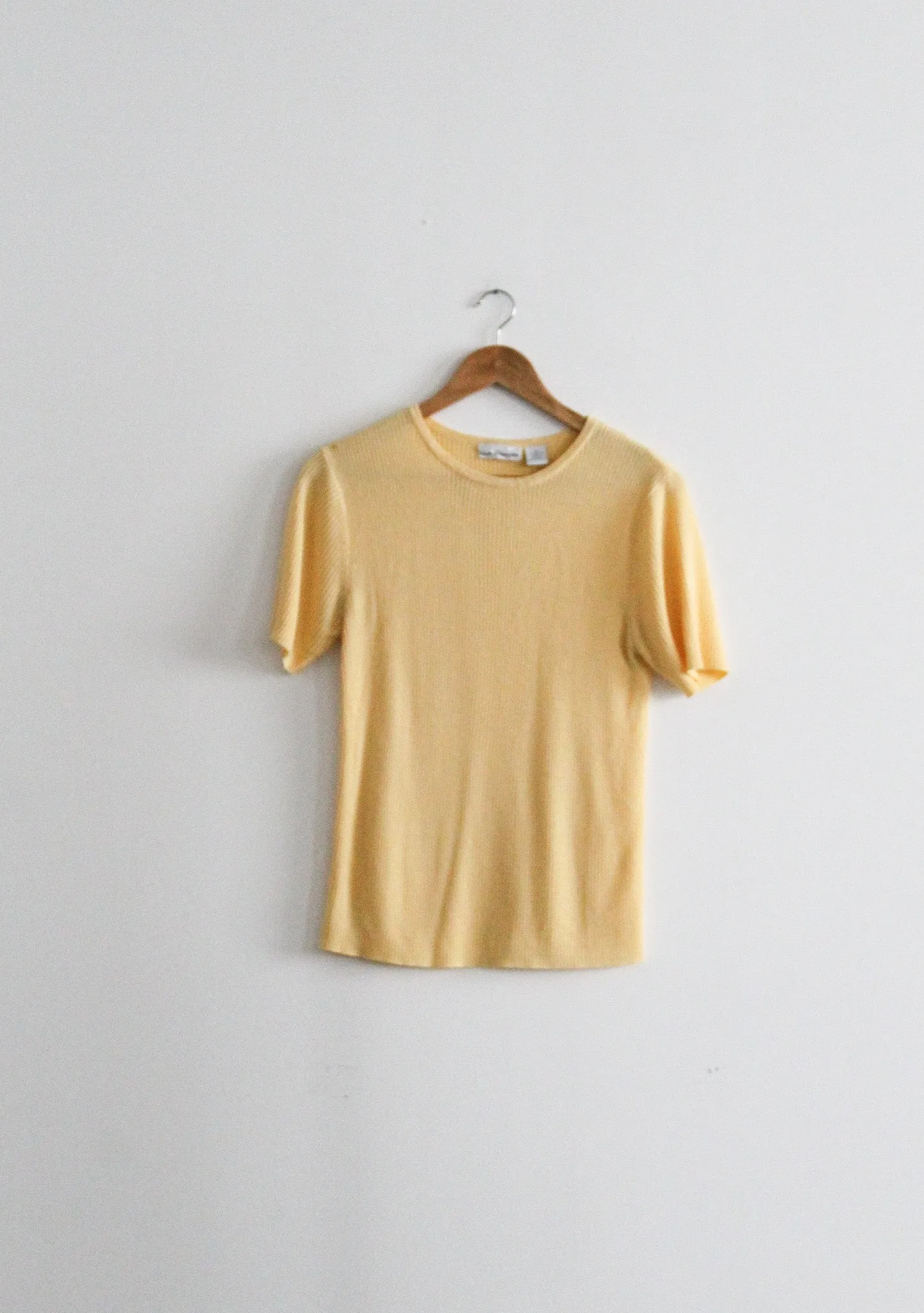 daffodil rib knit tee 1919 Vintage