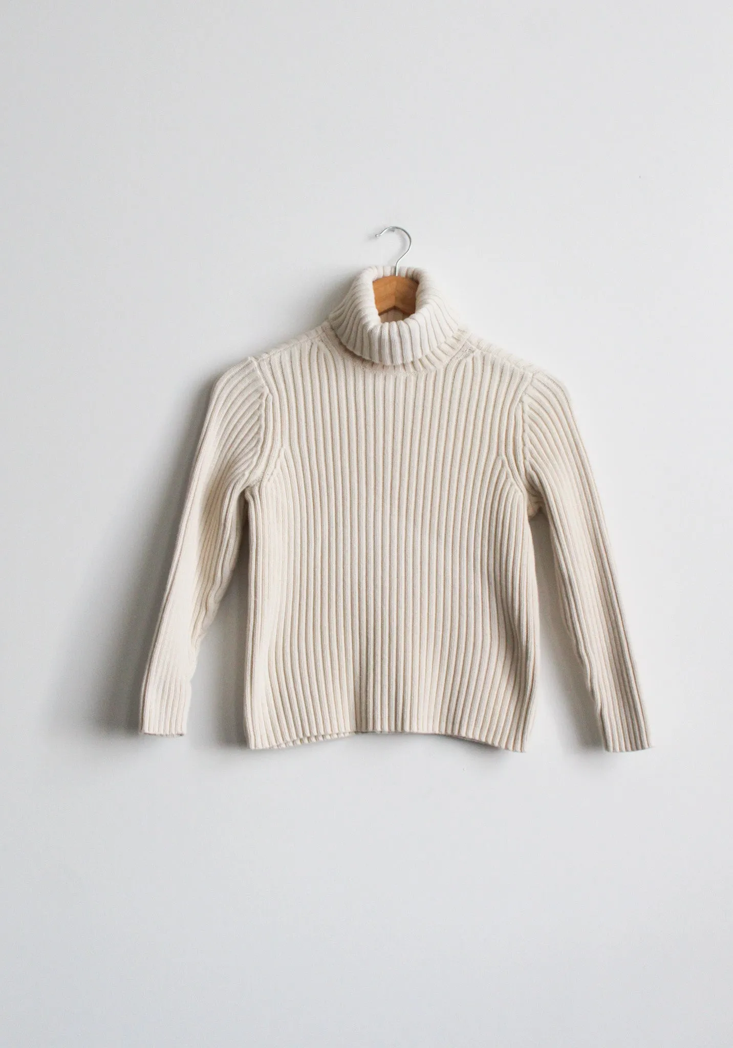 eggshell turtleneck 1919 Vintage