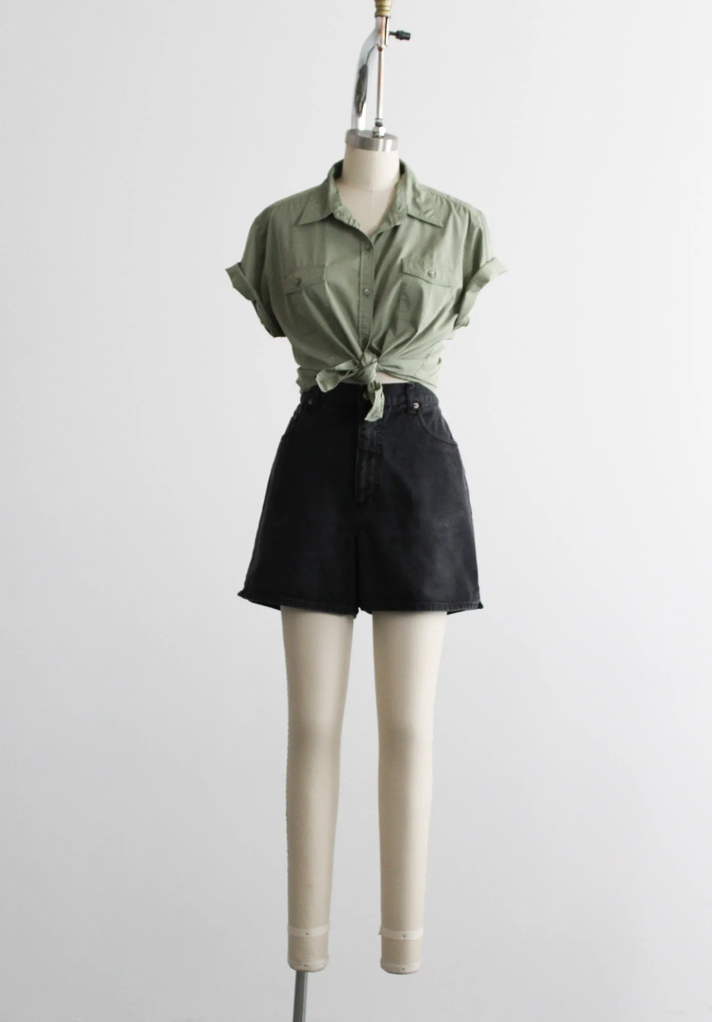 fern button up 1919 Vintage