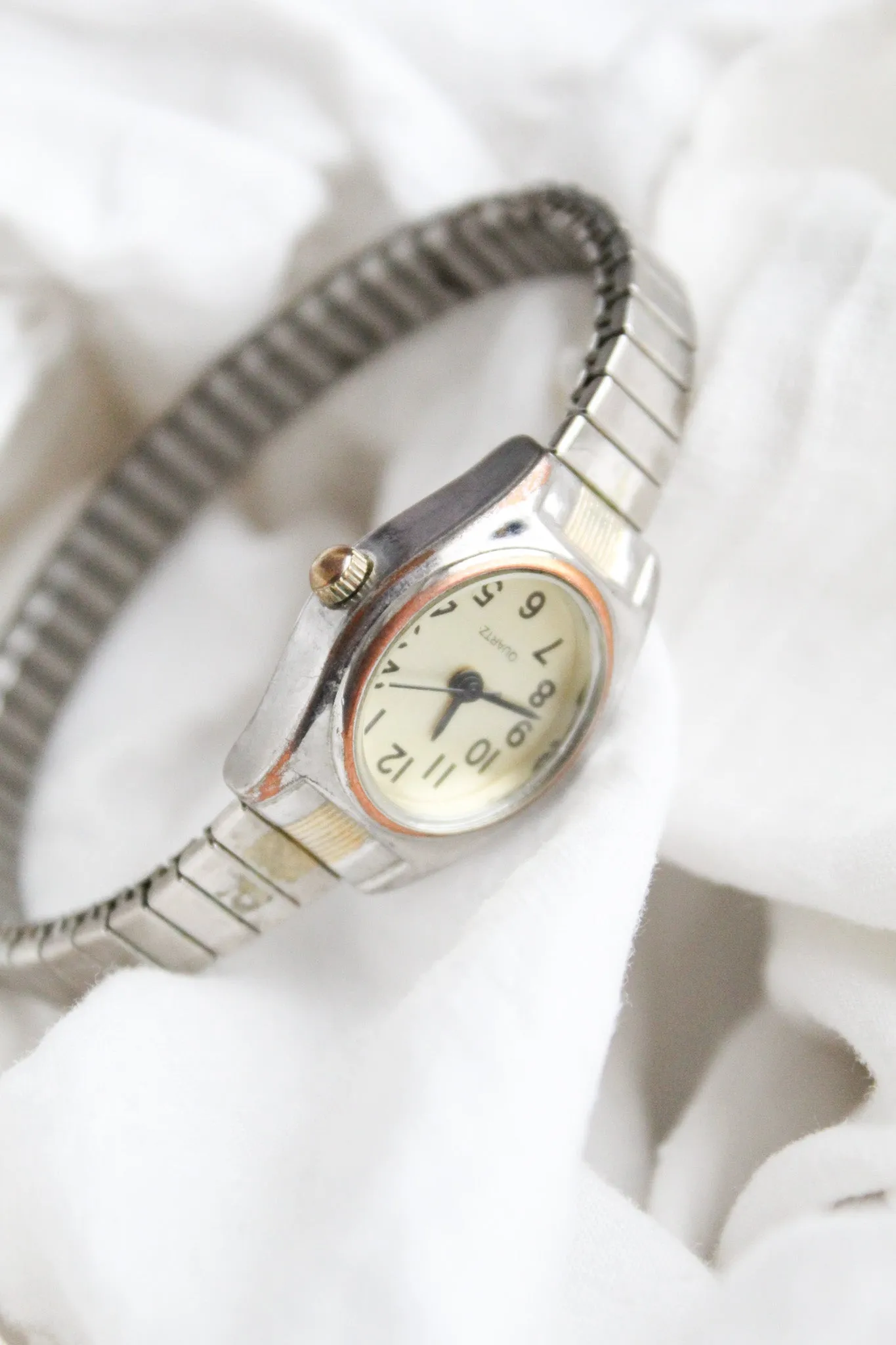 gatsby wristwatch 1919 Vintage
