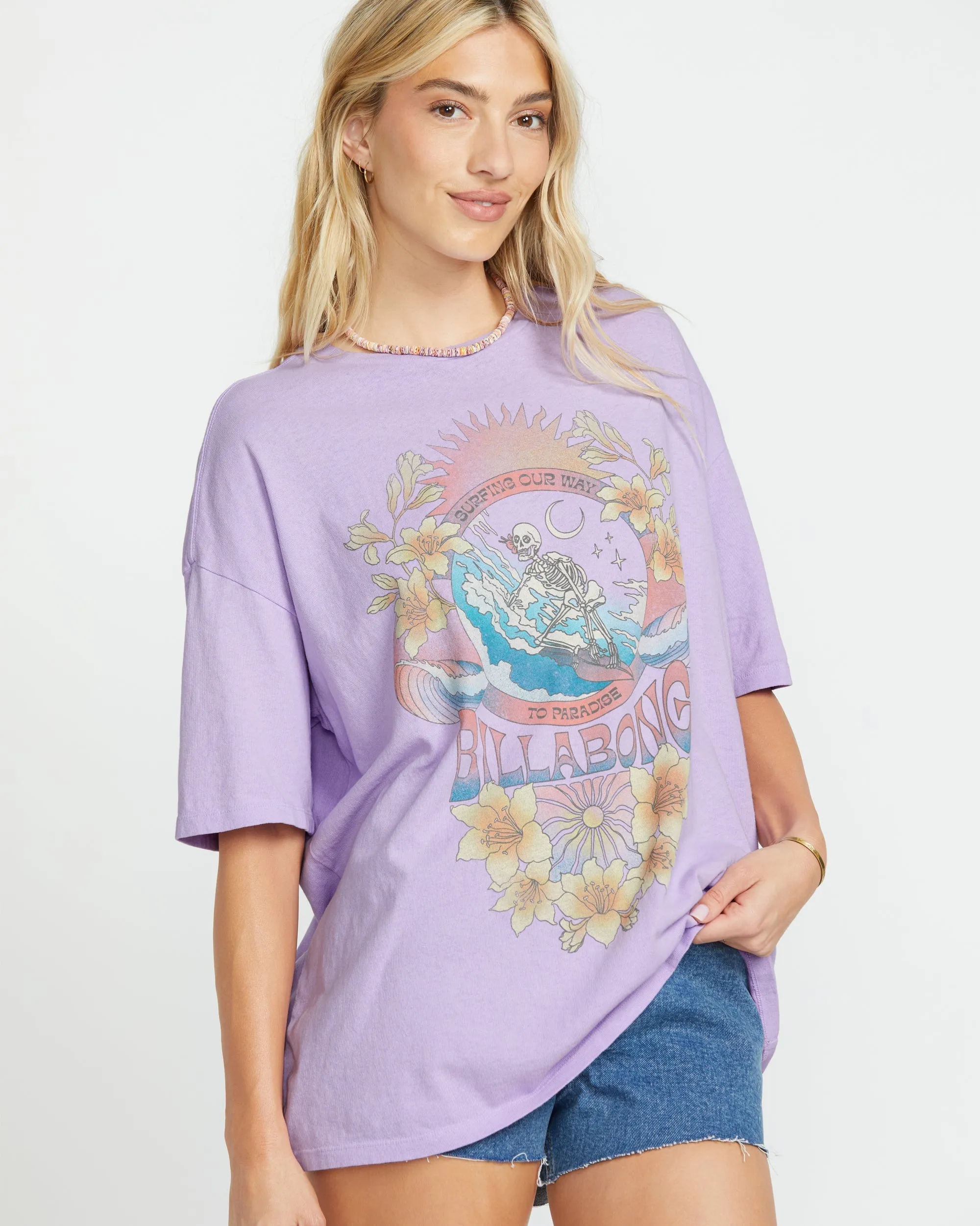 Goes Around Here Tee - Peaceful Lilac Billabong