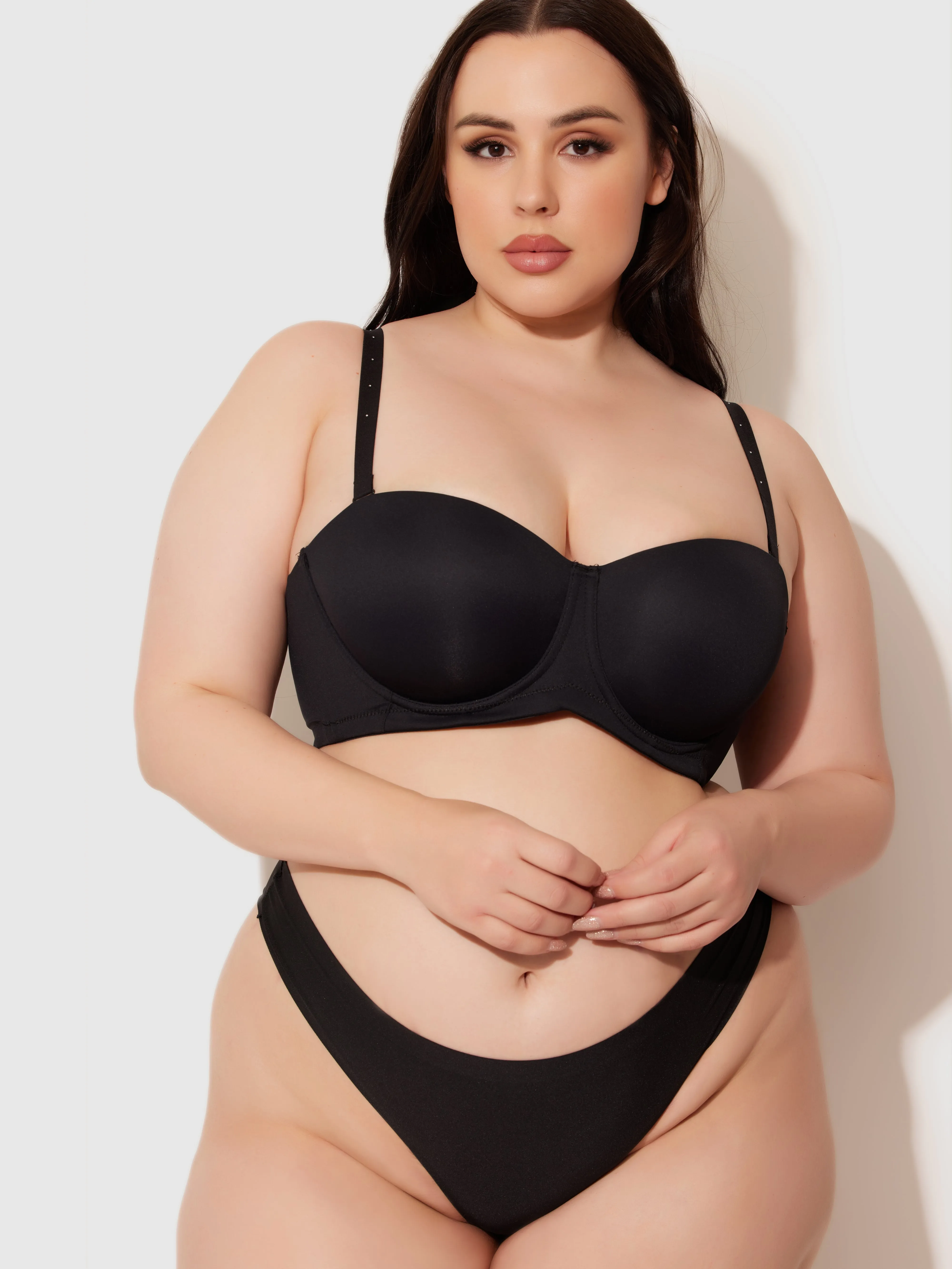 Hollywood Showstopper Strapless Bra by Frederick's of Hollywood