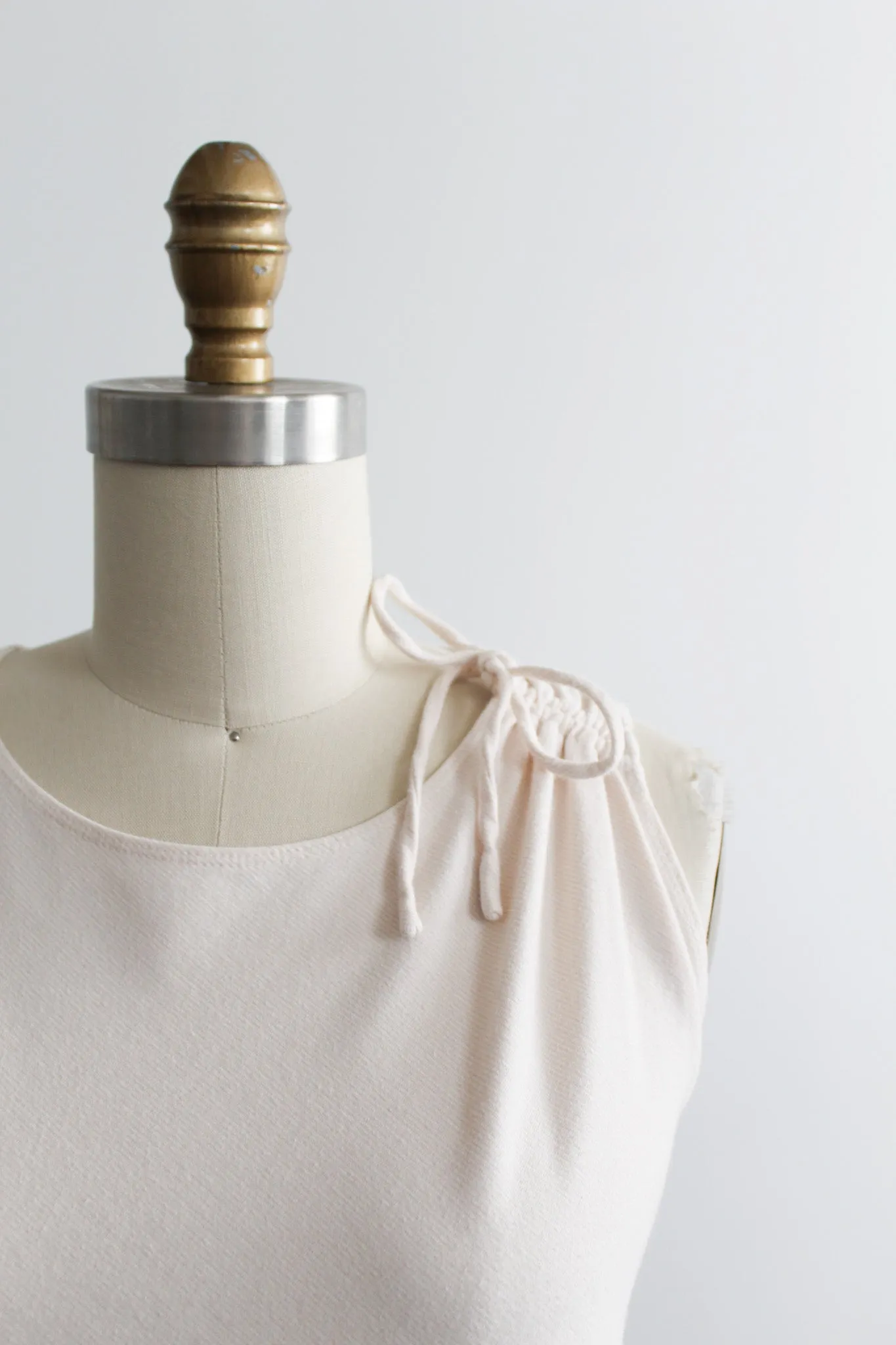 iris bow blouse 1919 Vintage