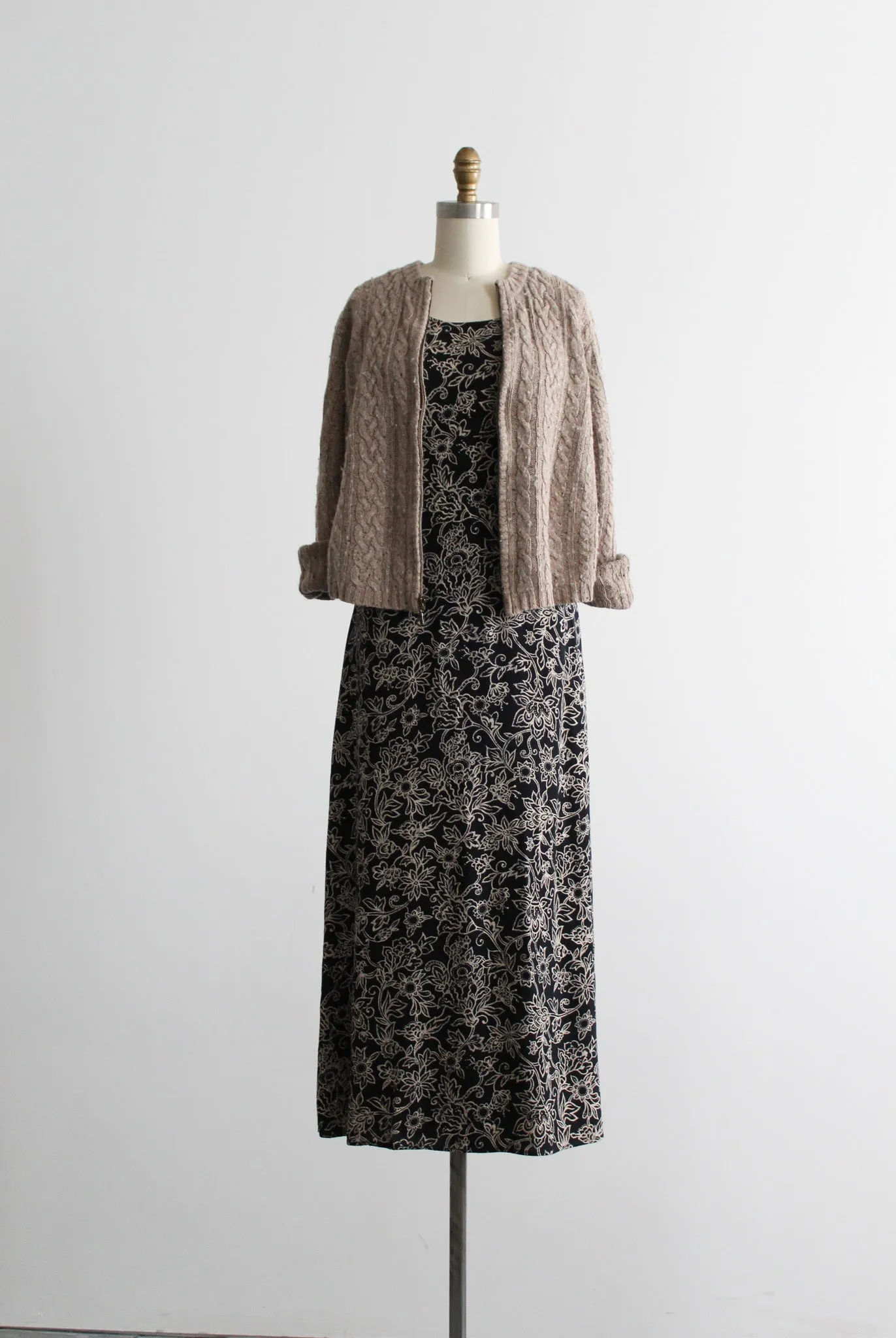 oat cable knit cardigan 1919 Vintage