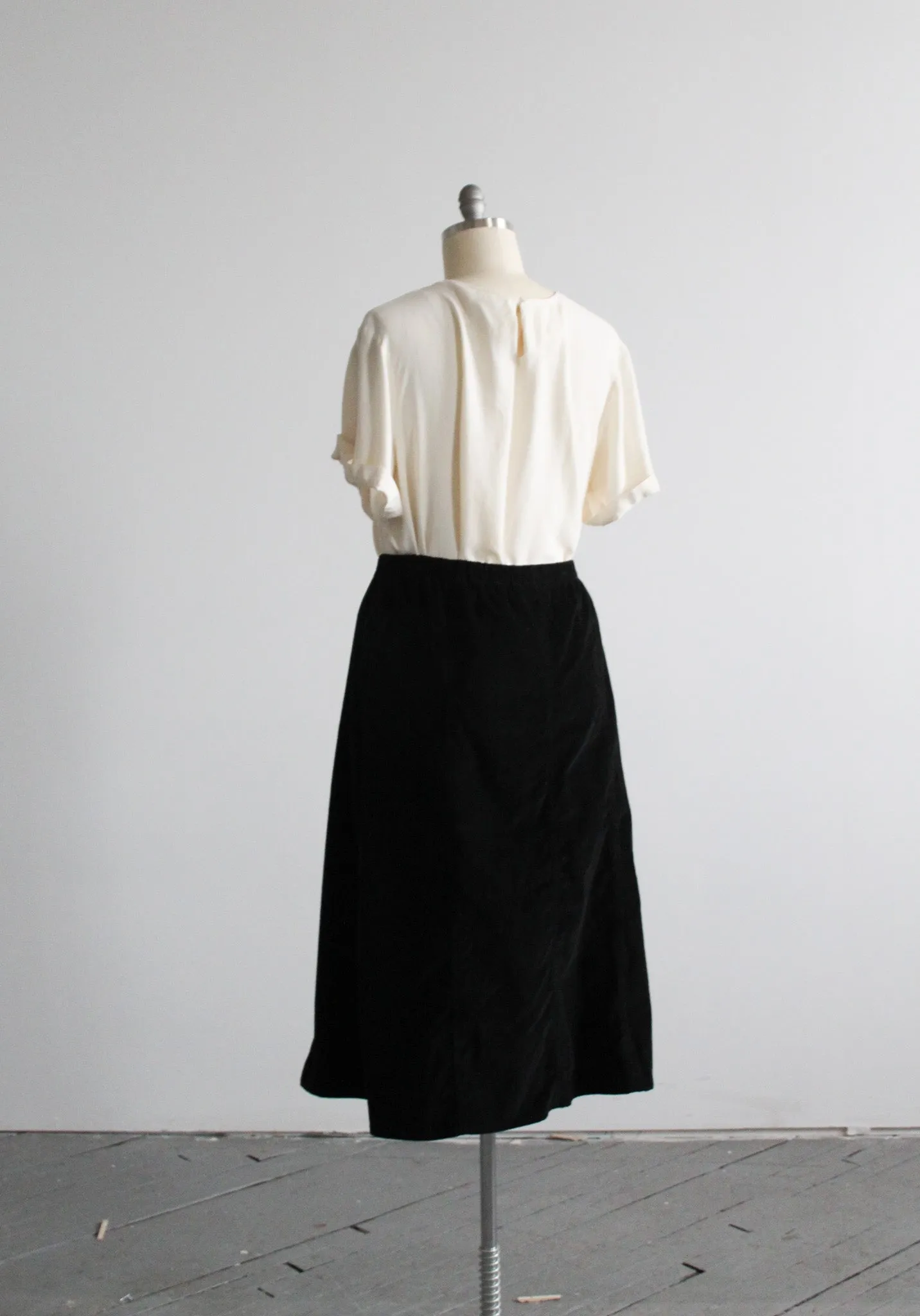 parchment silk tee 1919 Vintage
