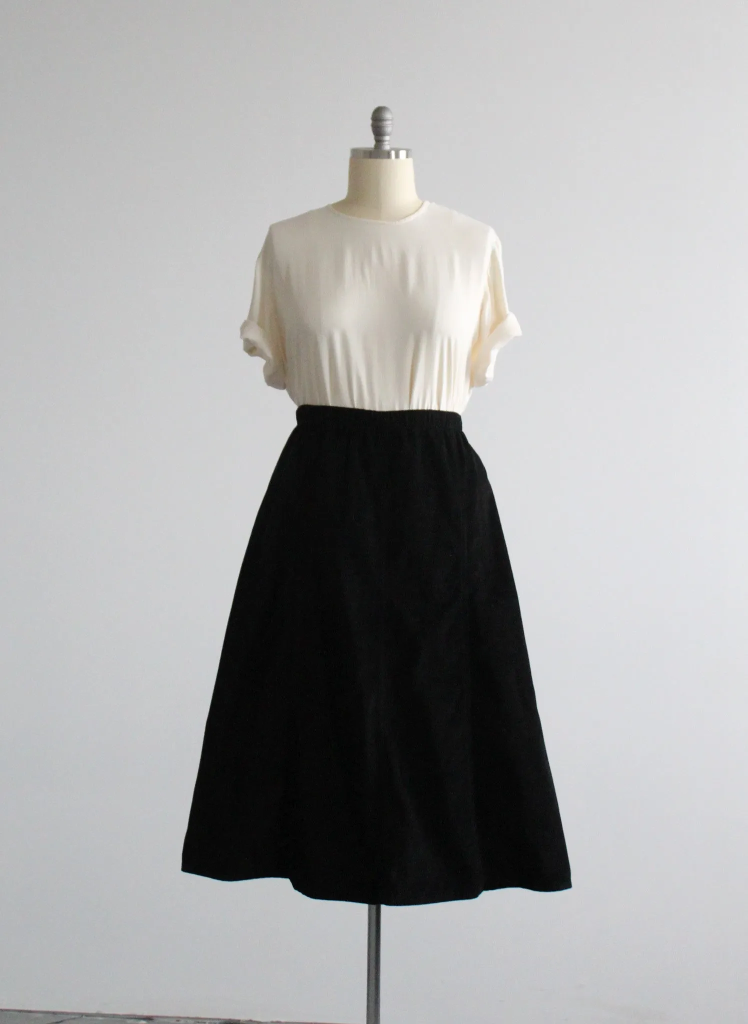 parchment silk tee 1919 Vintage