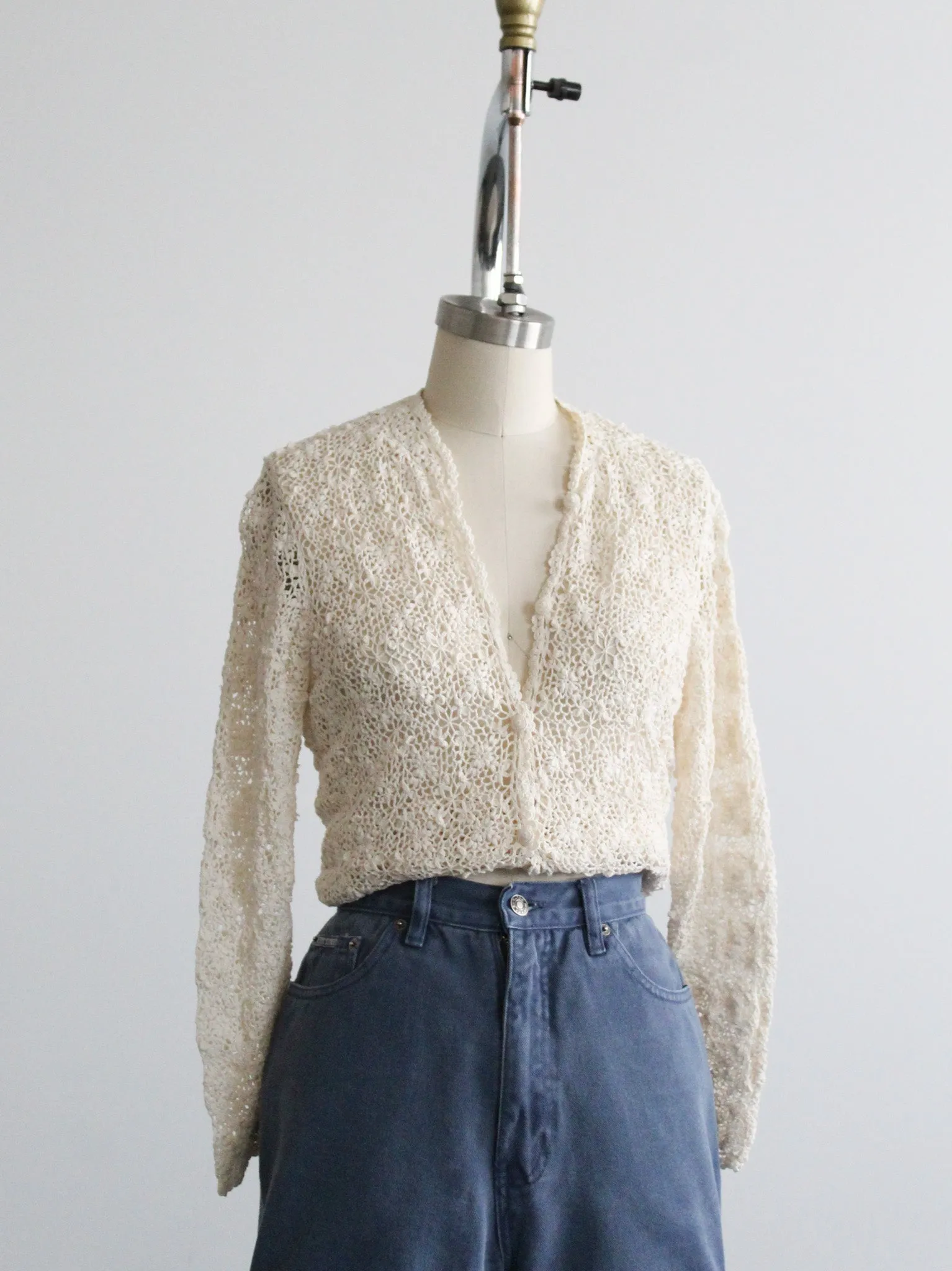 petalwork crochet button up 1919 Vintage