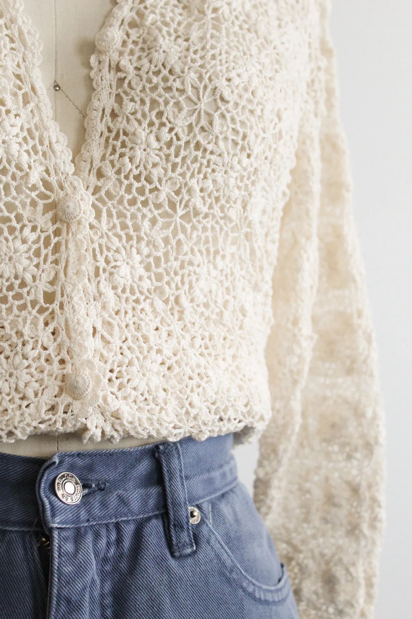 petalwork crochet button up 1919 Vintage