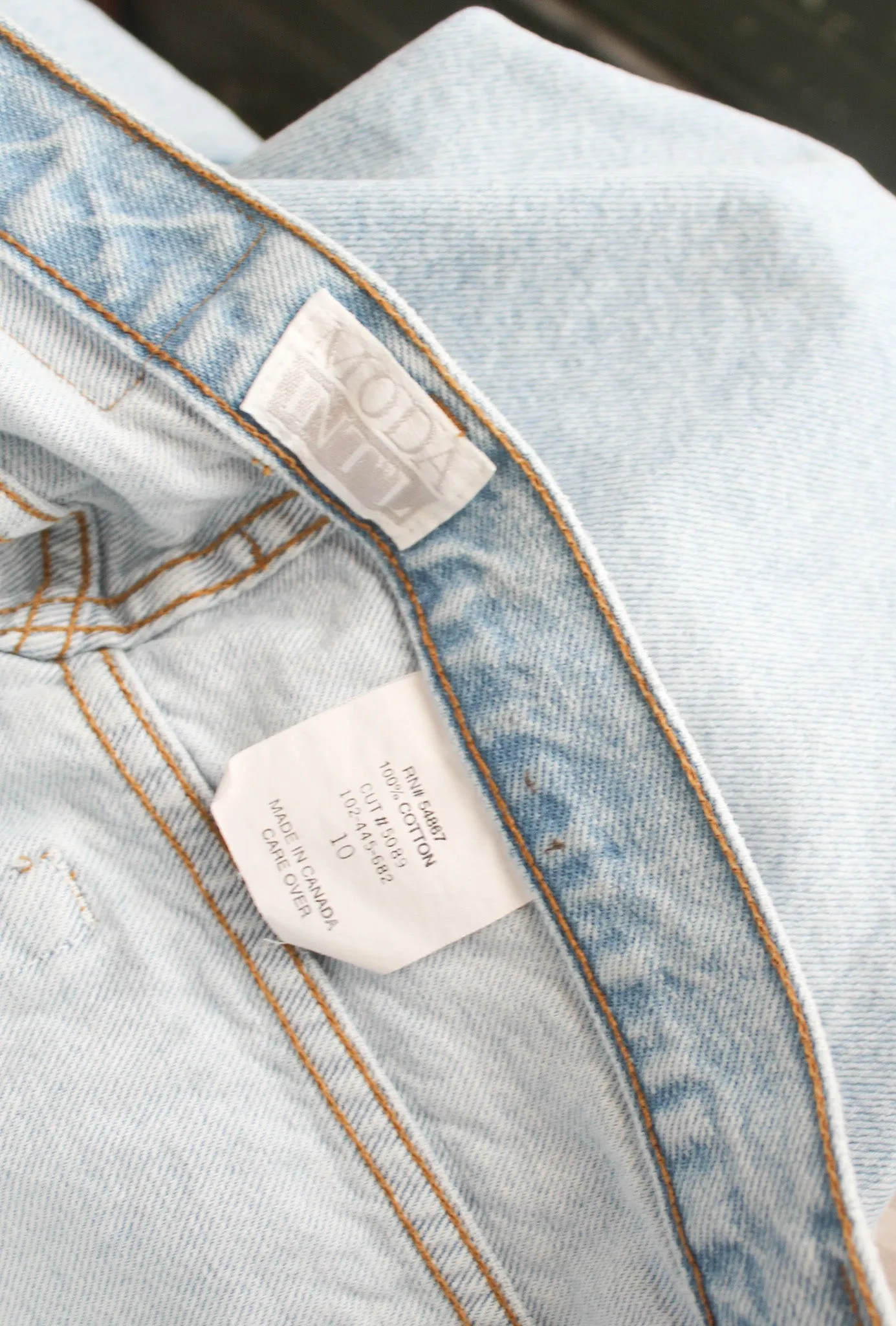 relaxed mom jeans 1919 Vintage