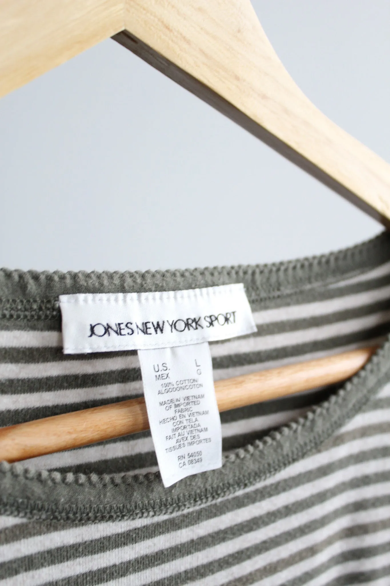 sage striped tee 1919 Vintage