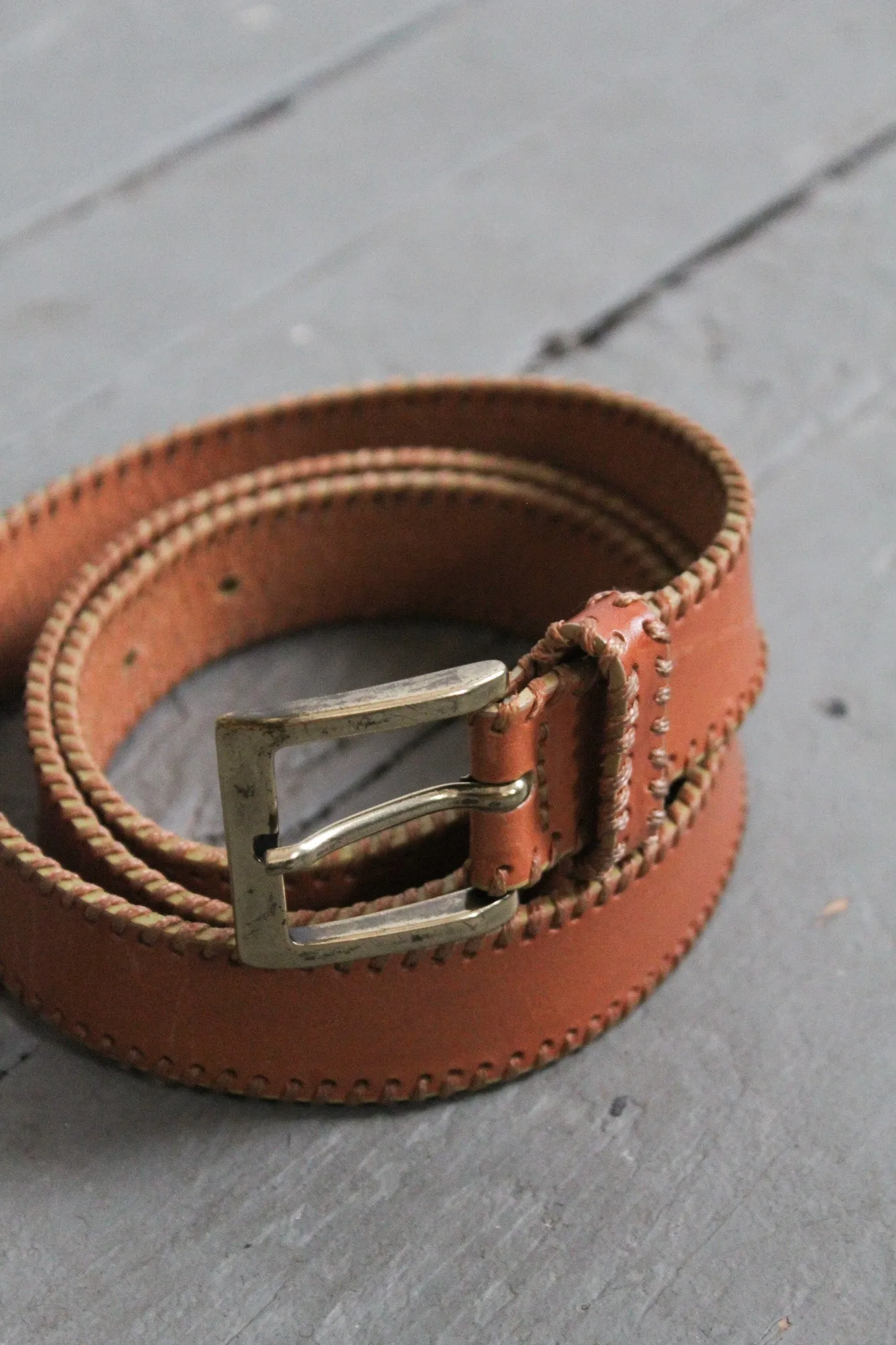 seed stitch honey leather belt 1919 Vintage