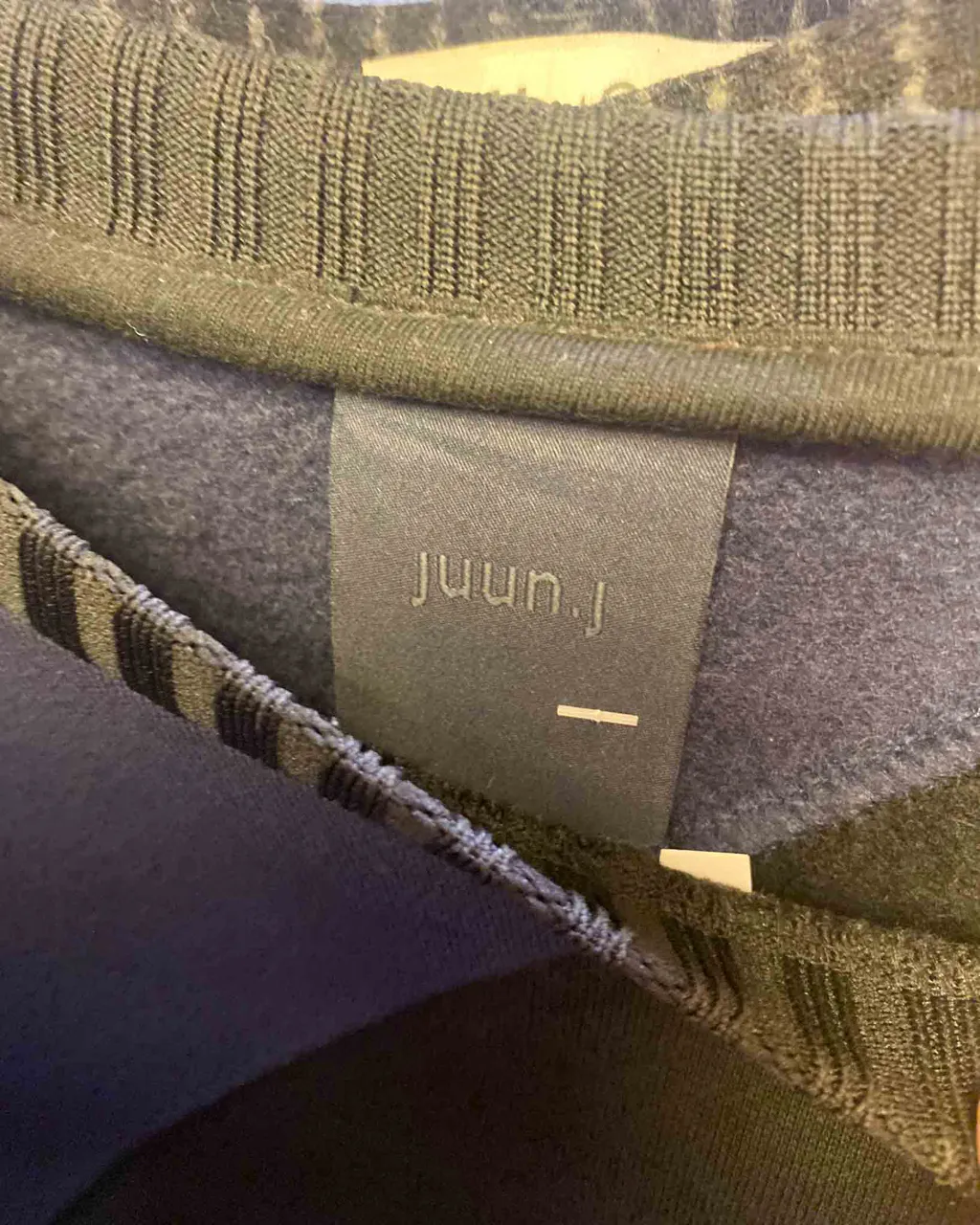 Size L | Juun.J Oversized Striped Sweatshirt