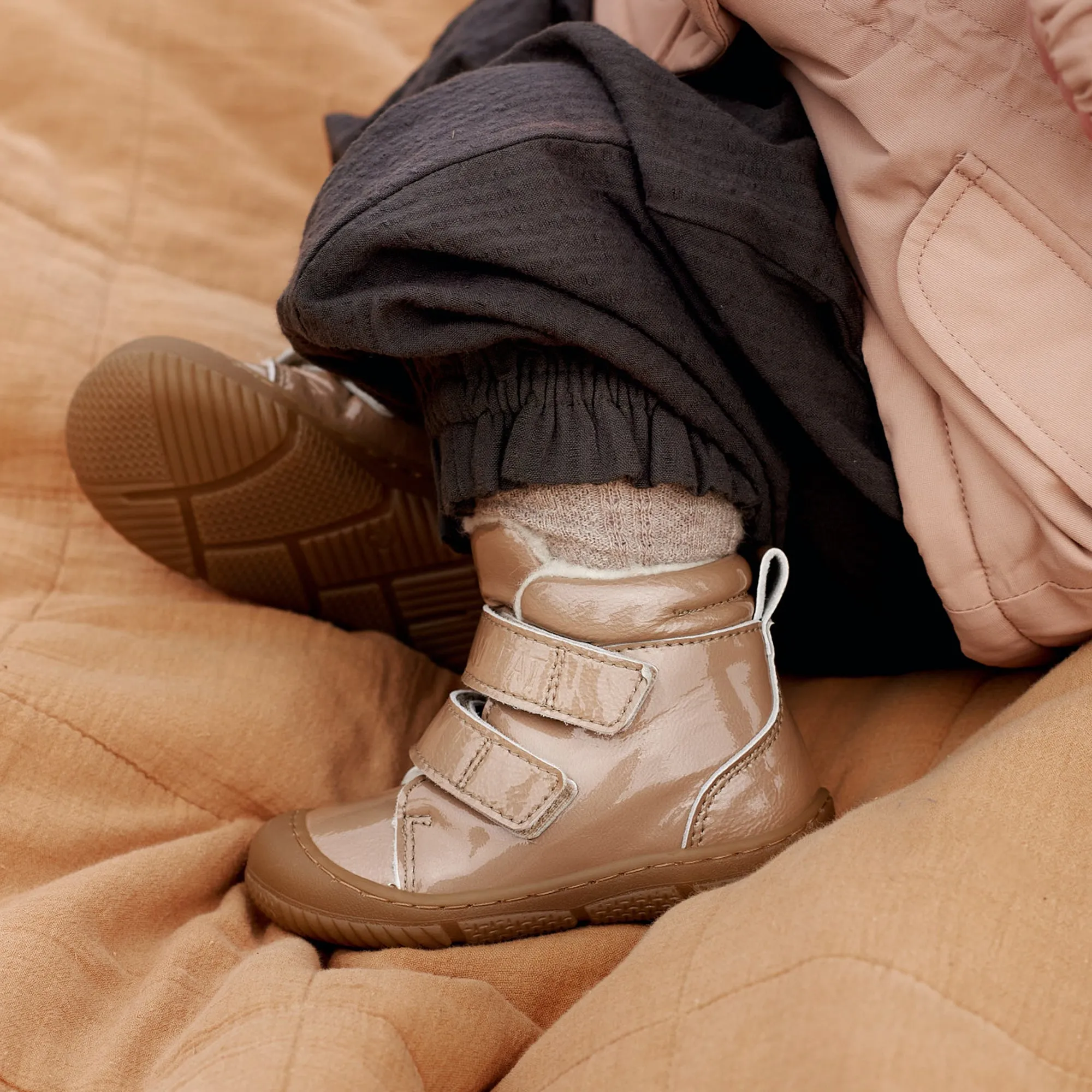 Snugga Wool Patent | Baby - beige Wheat