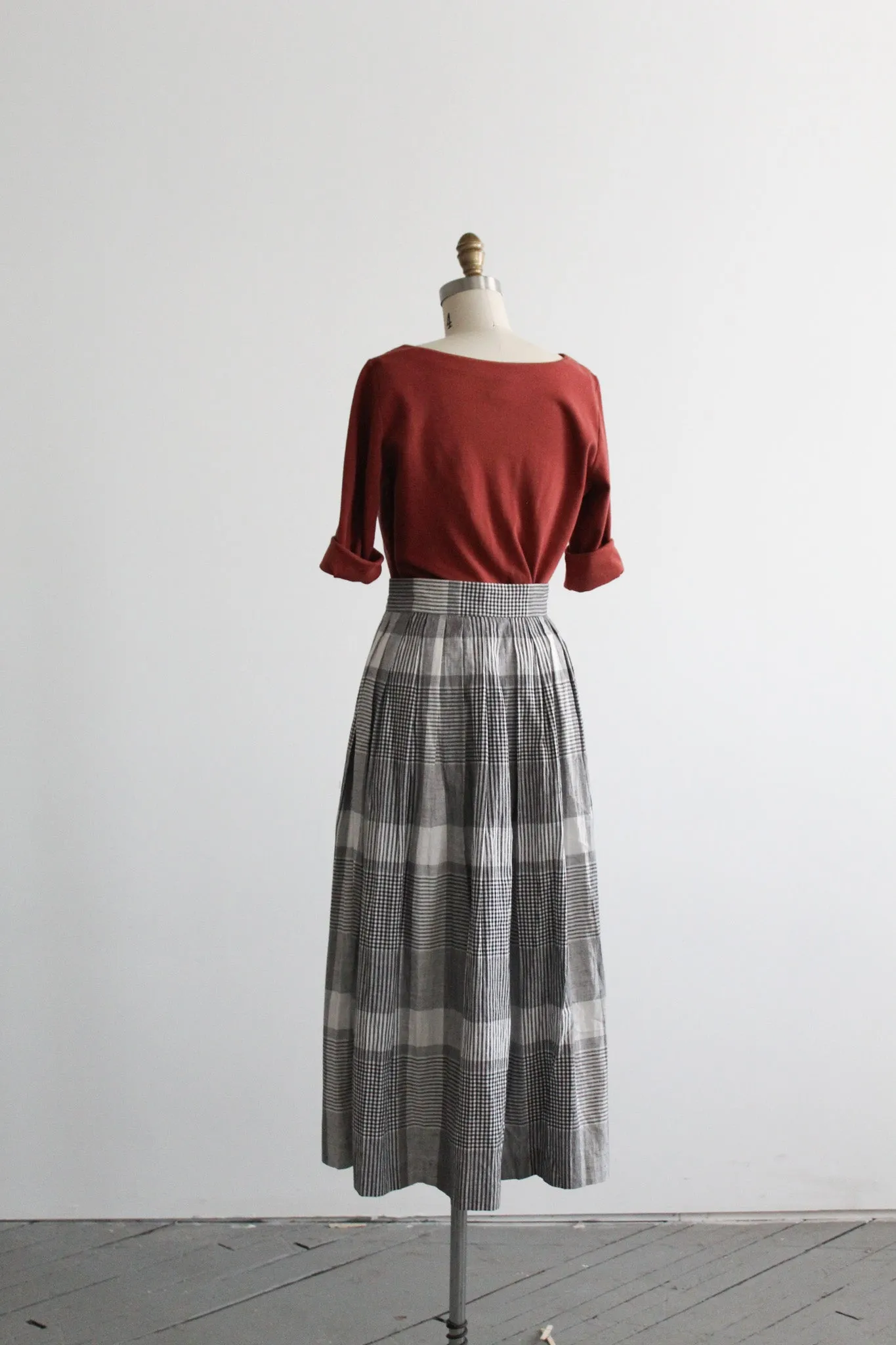 soft clay tee 1919 Vintage