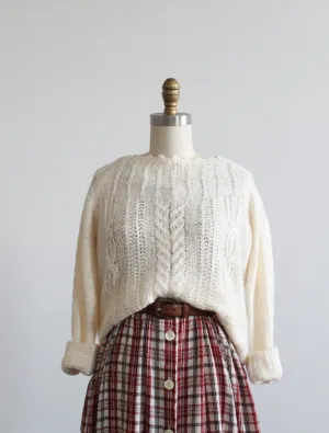 soft eggshell sweater 1919 Vintage