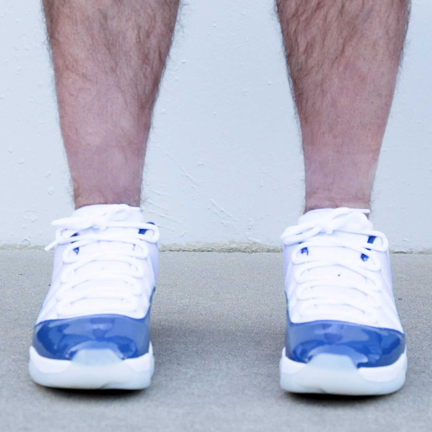 Solid Extra Cushioned Ankle Socks in White Ballislife