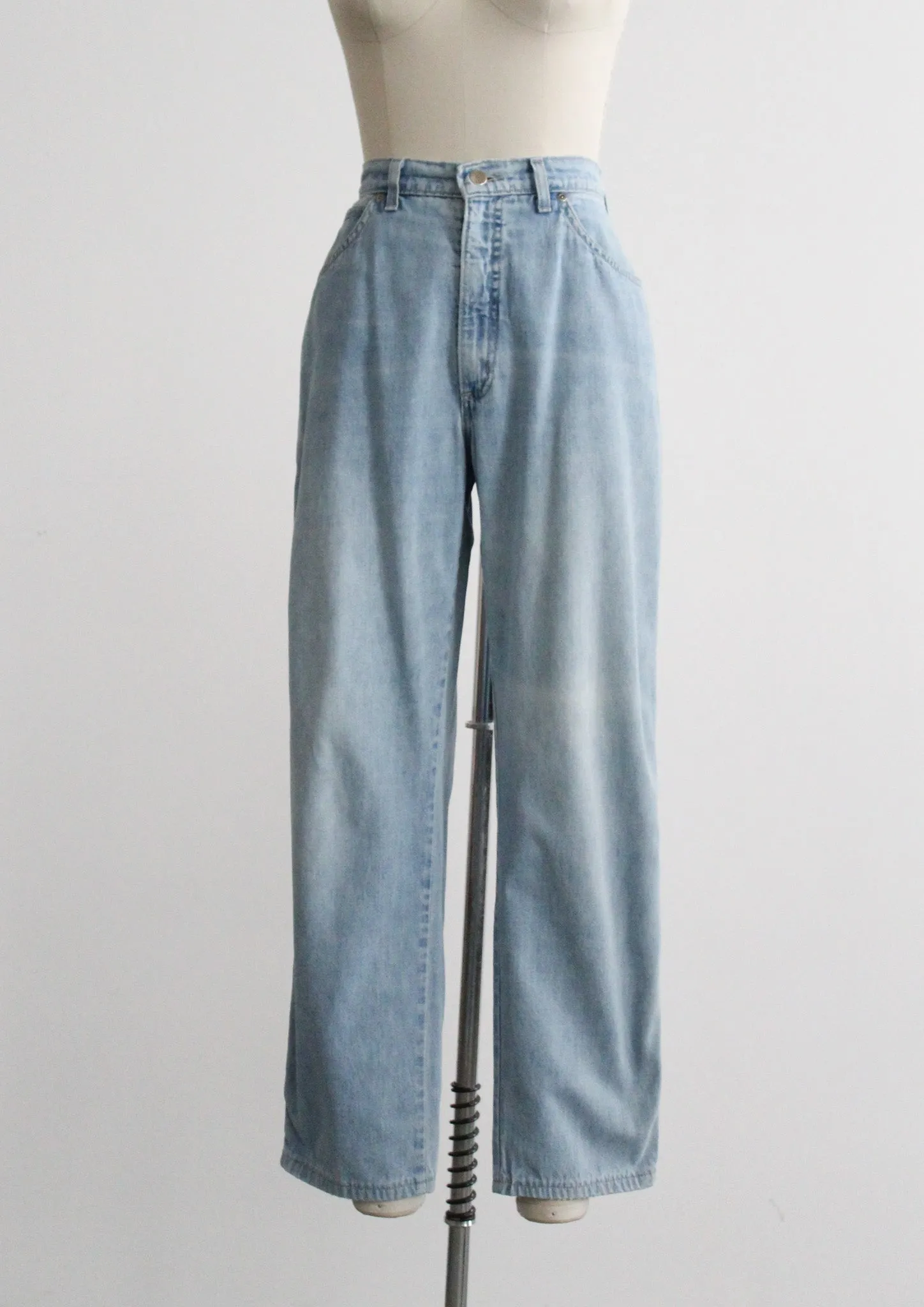 sunfaded mom jeans 1919 Vintage