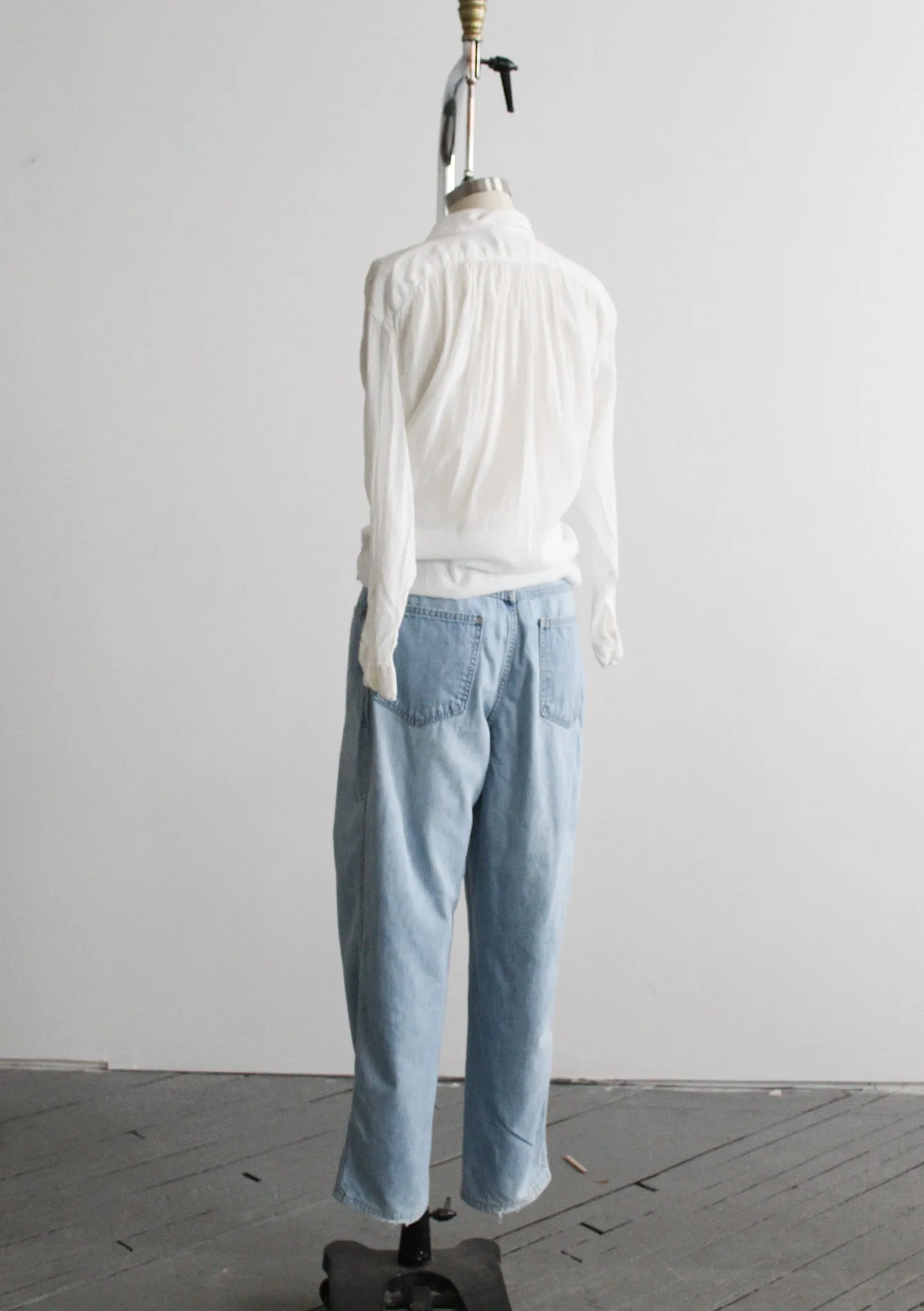 sunfaded mom jeans 1919 Vintage