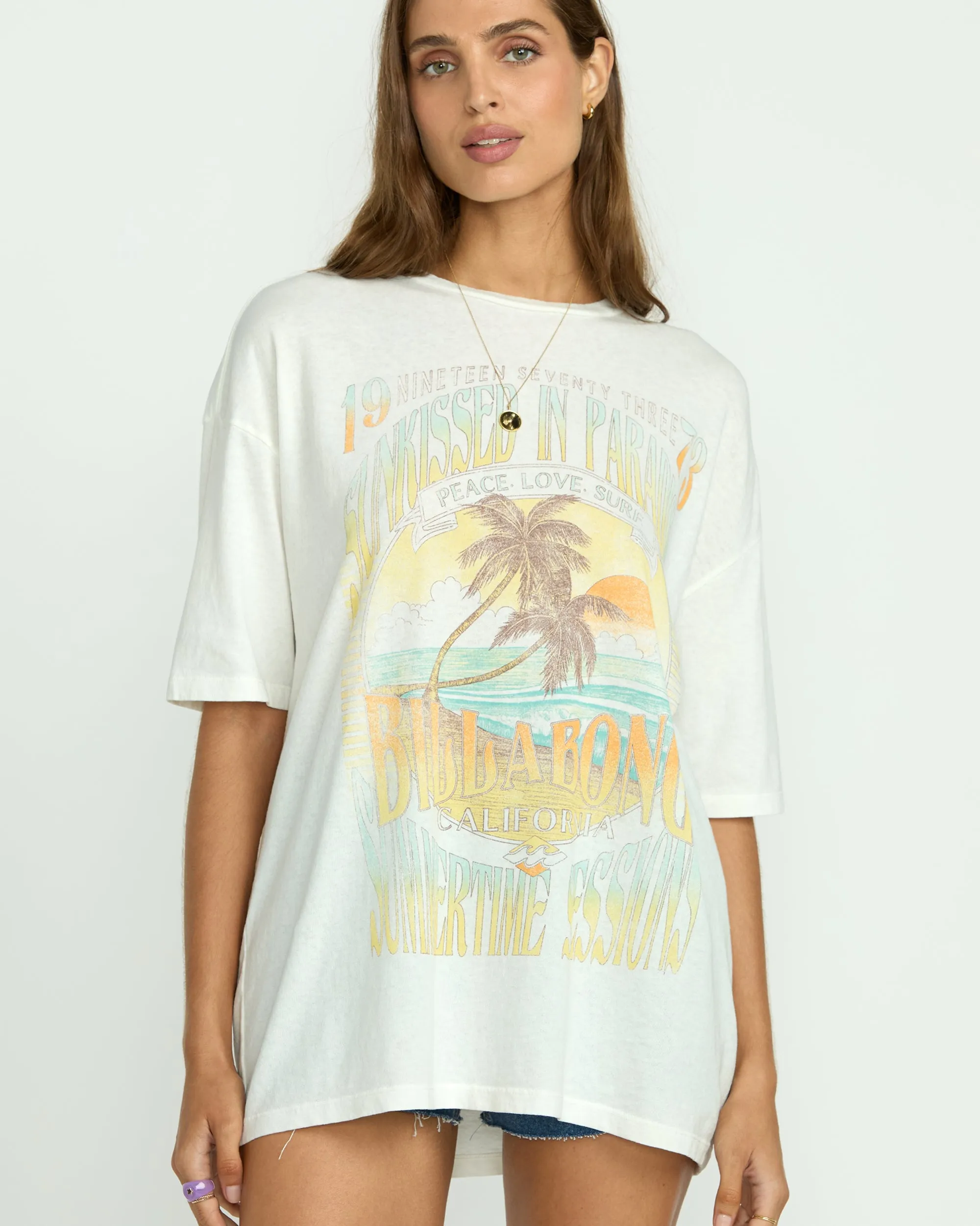 Sunset Mindset Tee - Salt Crystal Billabong