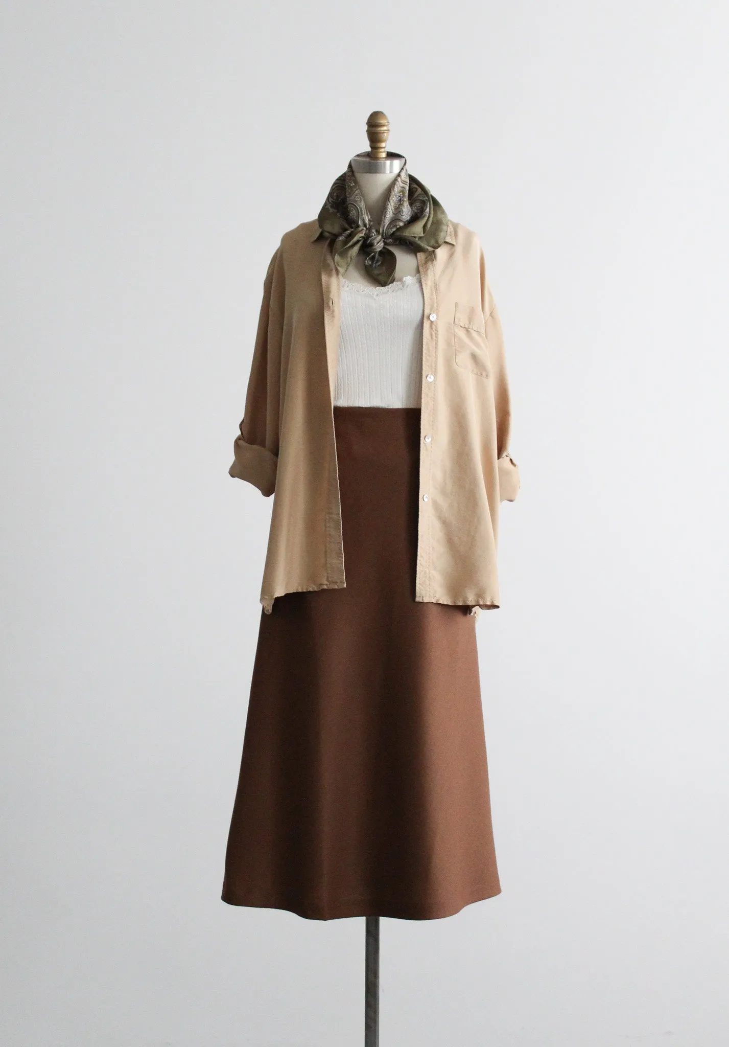 tobacco wool midi skirt 1919 Vintage