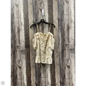 Top Short Sleeve By Cme In Tan, Size: L