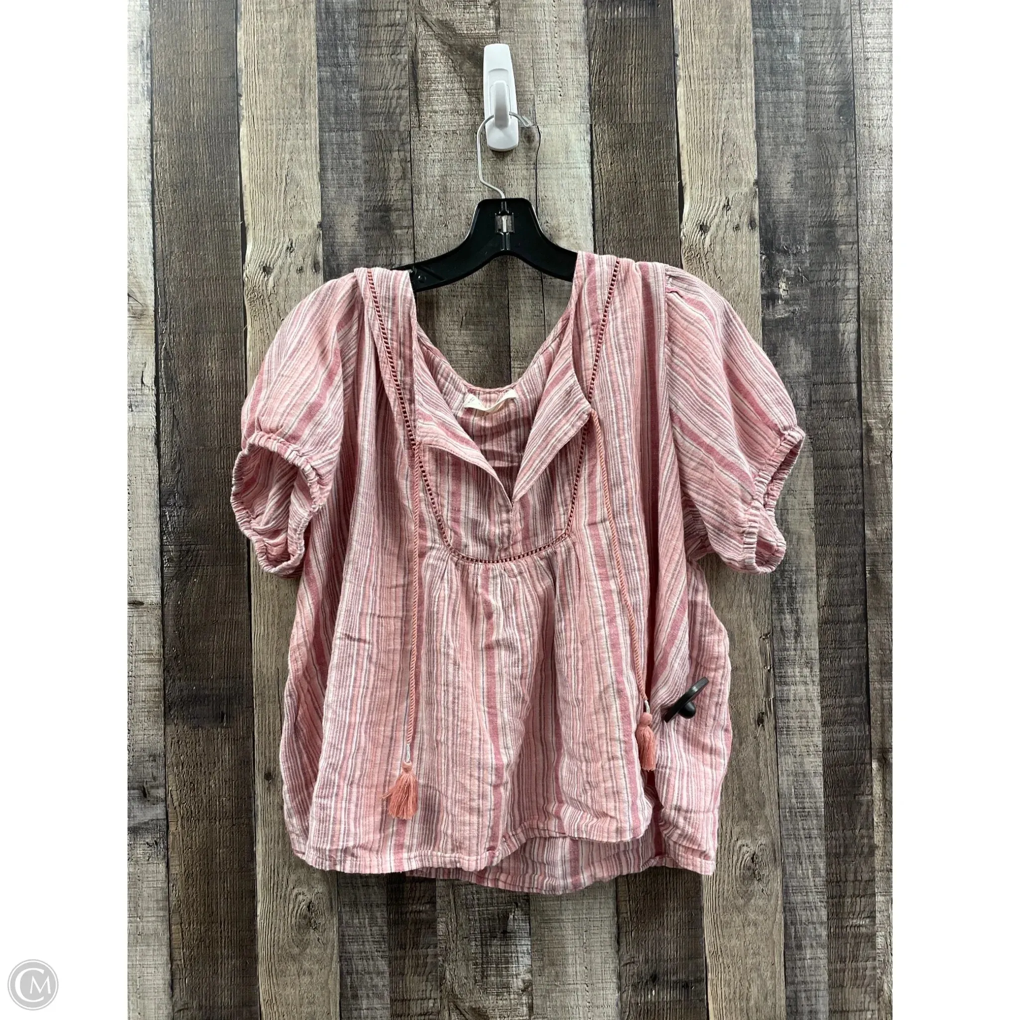 Top Short Sleeve By Lucky Brand In Pink, Size: Xl