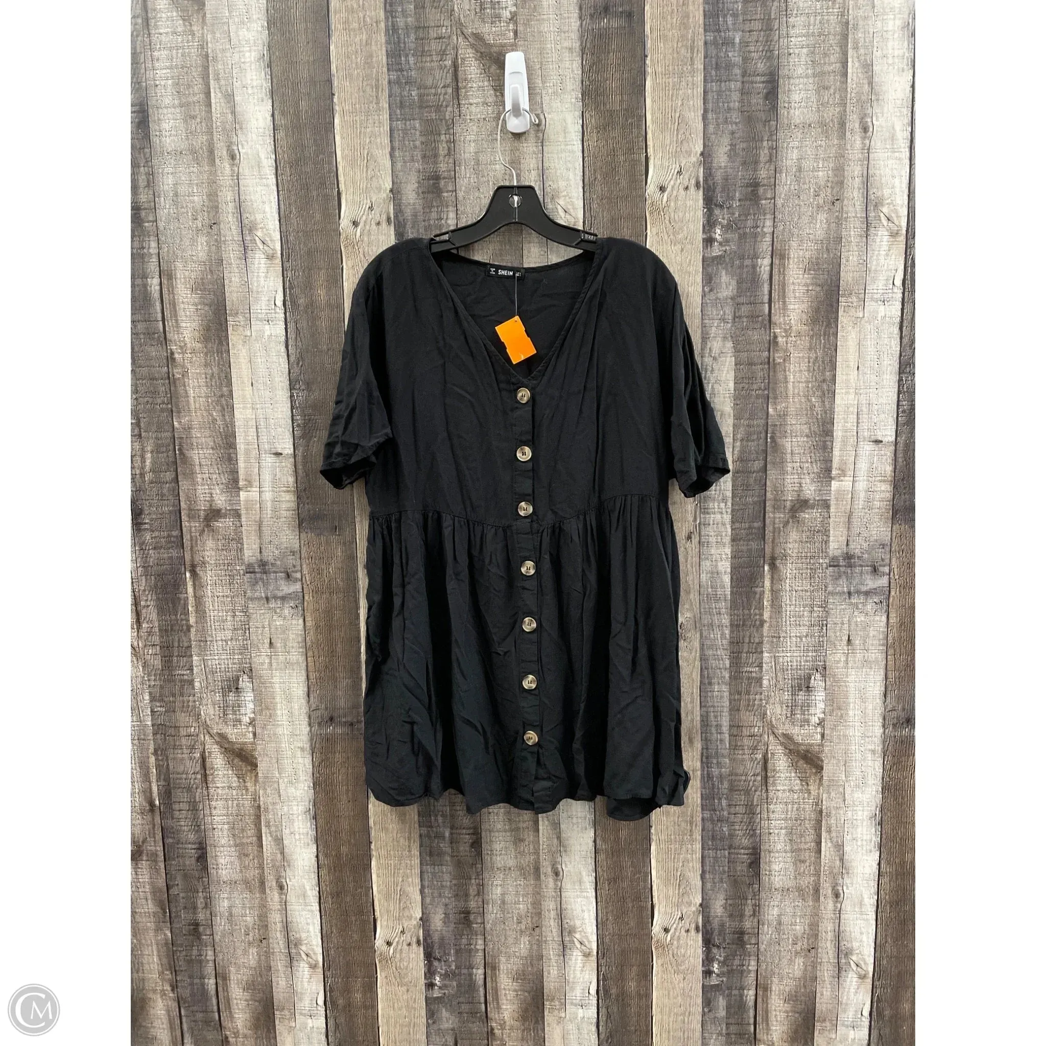 Tunic Short Sleeve By Shein In Black, Size: L