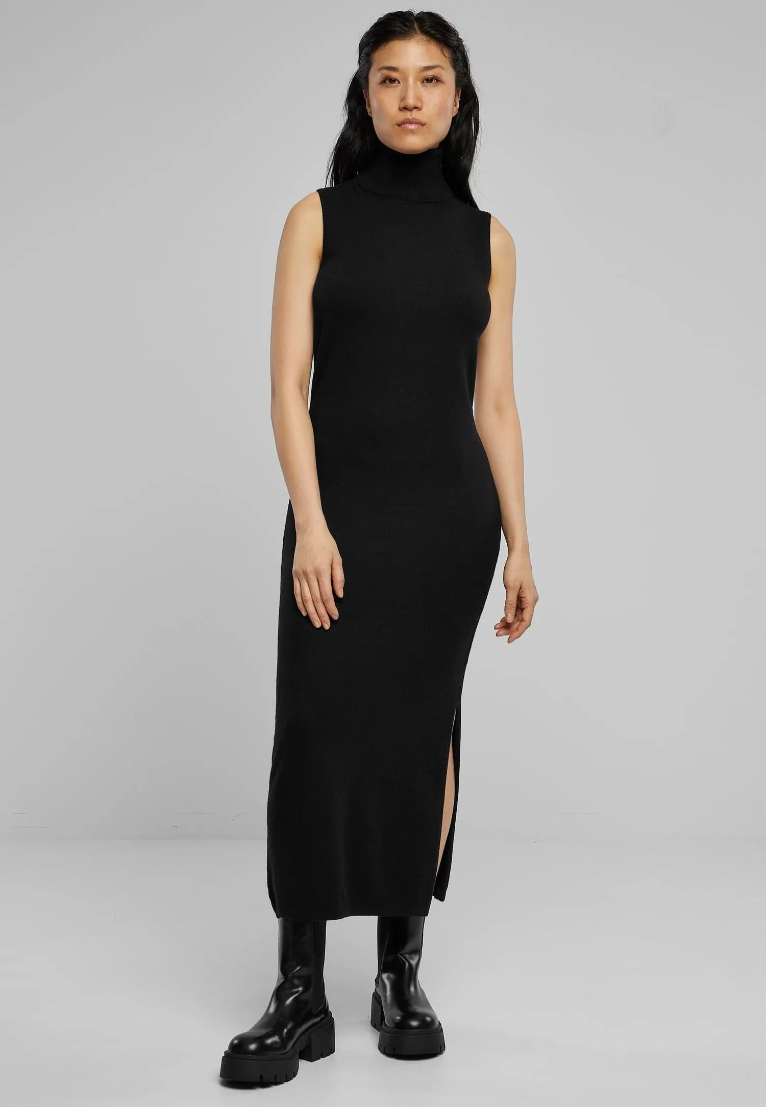 Urban Classics - Ladies Knitted Eco Viscose Turtleneck Black - Dress
