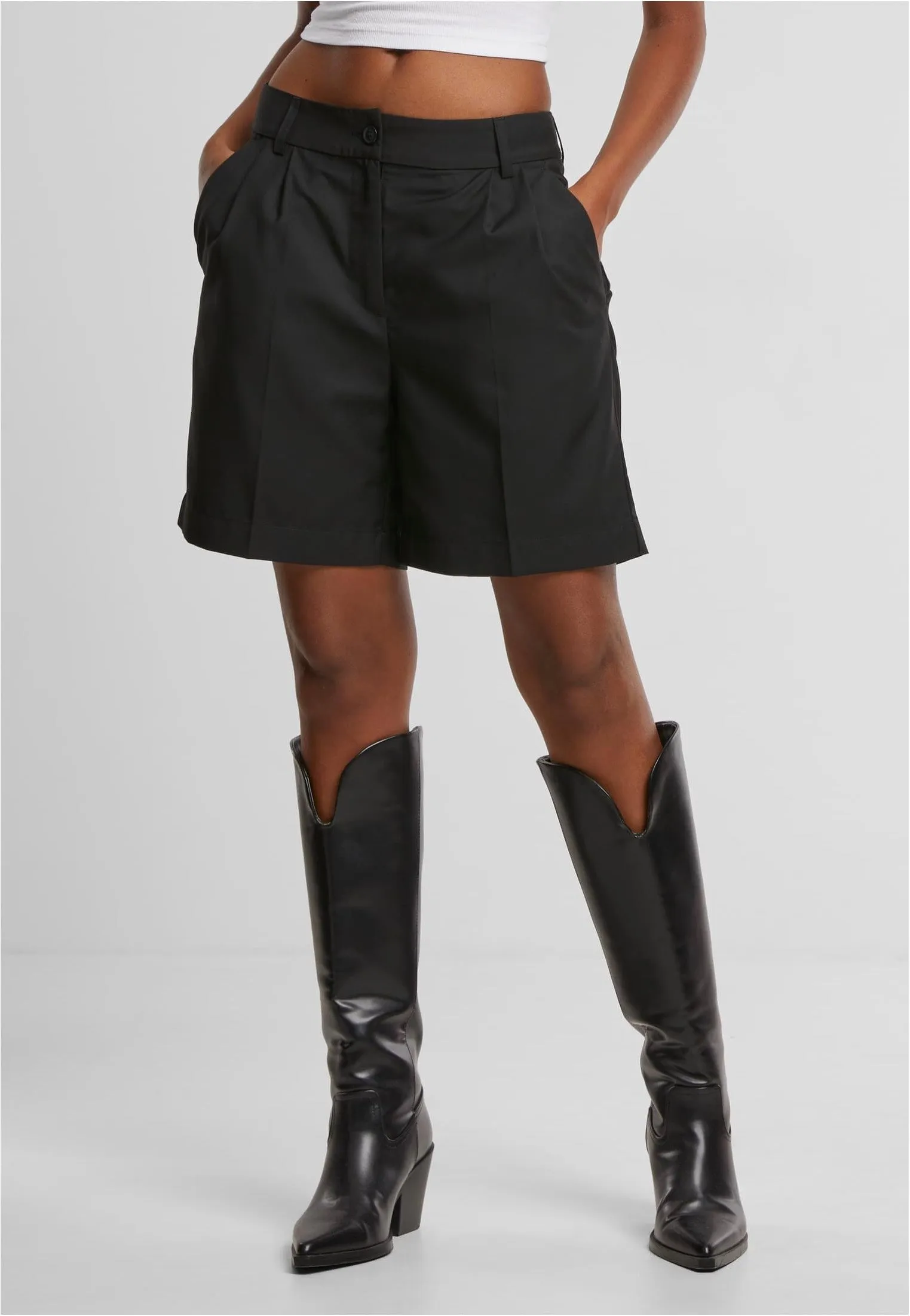 Urban Classics - Ladies Pleated Bermuda Black - Shorts