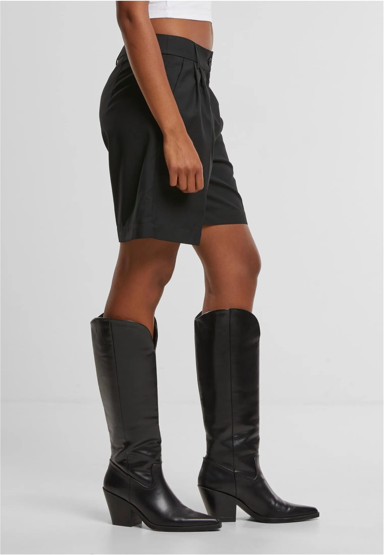 Urban Classics - Ladies Pleated Bermuda Black - Shorts
