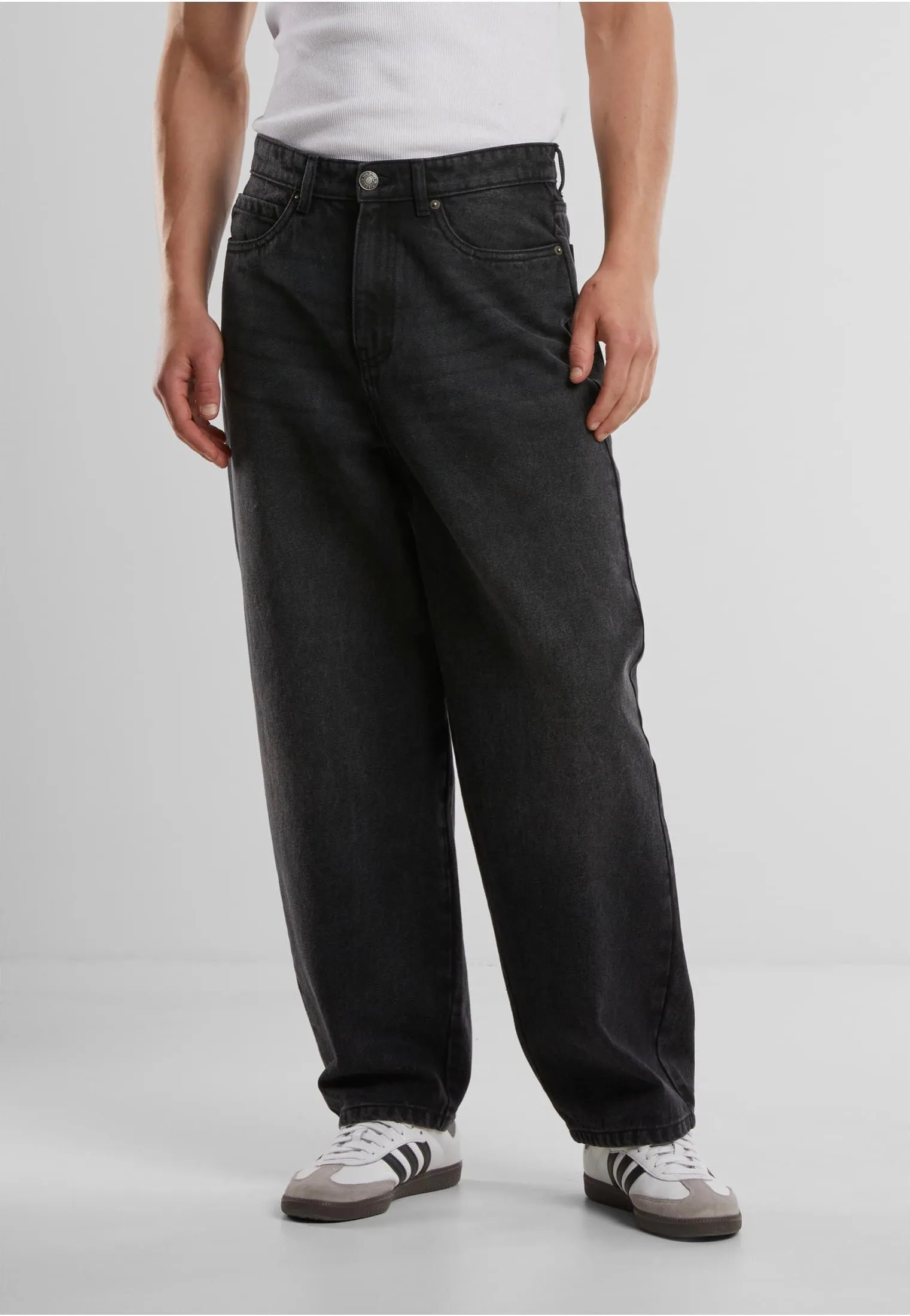 Urban Classics - Tapered Heavy Ounce Baggy Black Washed - Jeans