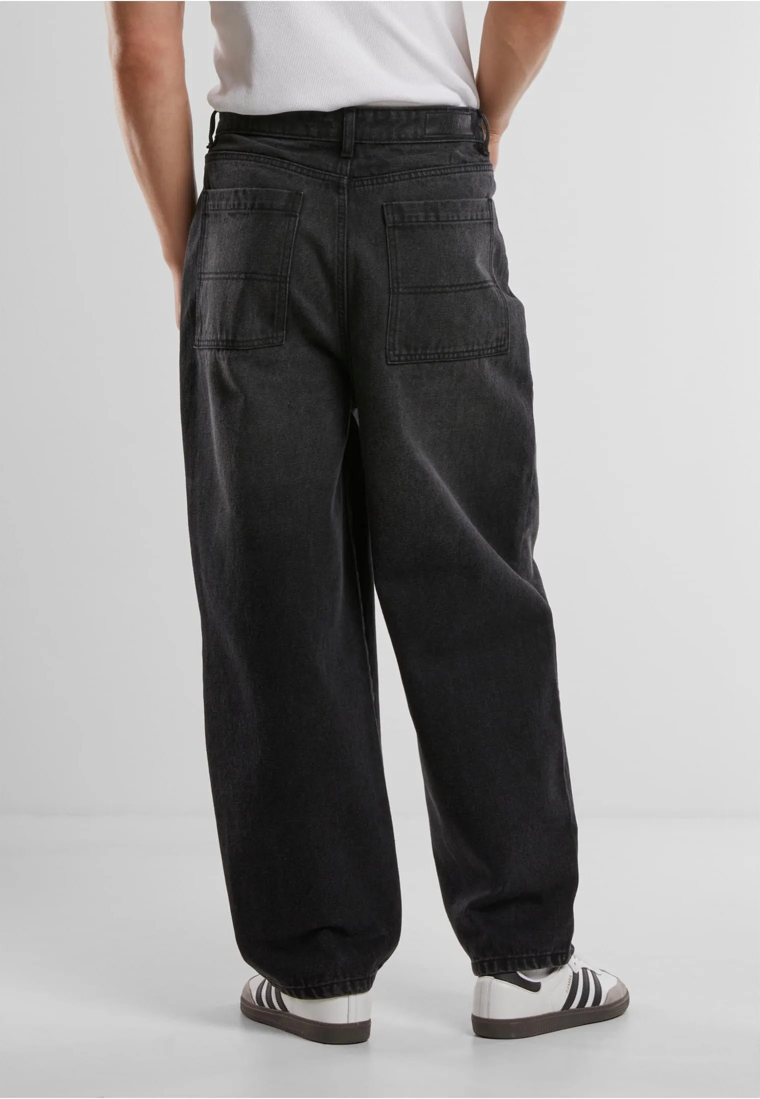 Urban Classics - Tapered Heavy Ounce Baggy Black Washed - Jeans