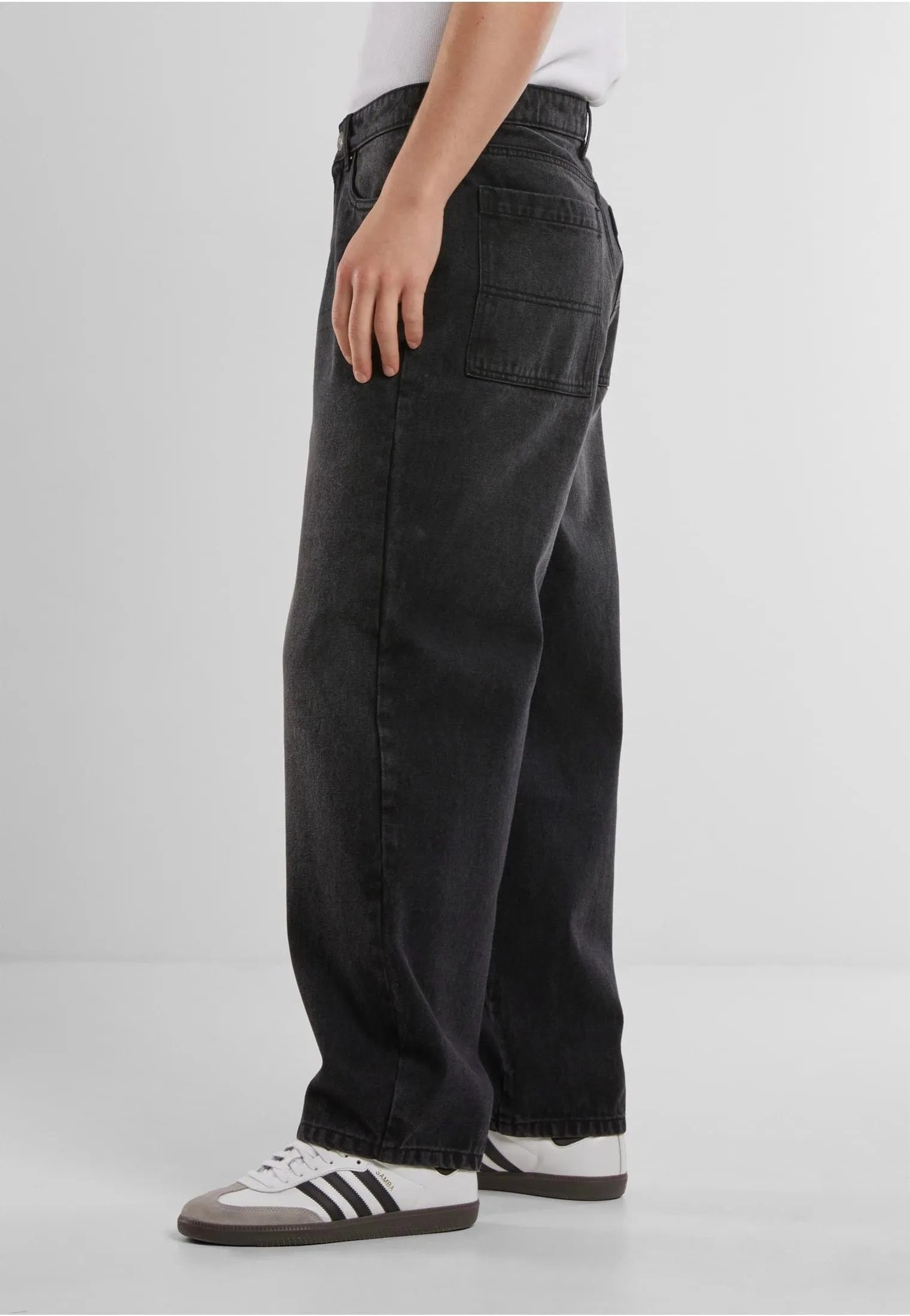 Urban Classics - Tapered Heavy Ounce Baggy Black Washed - Jeans