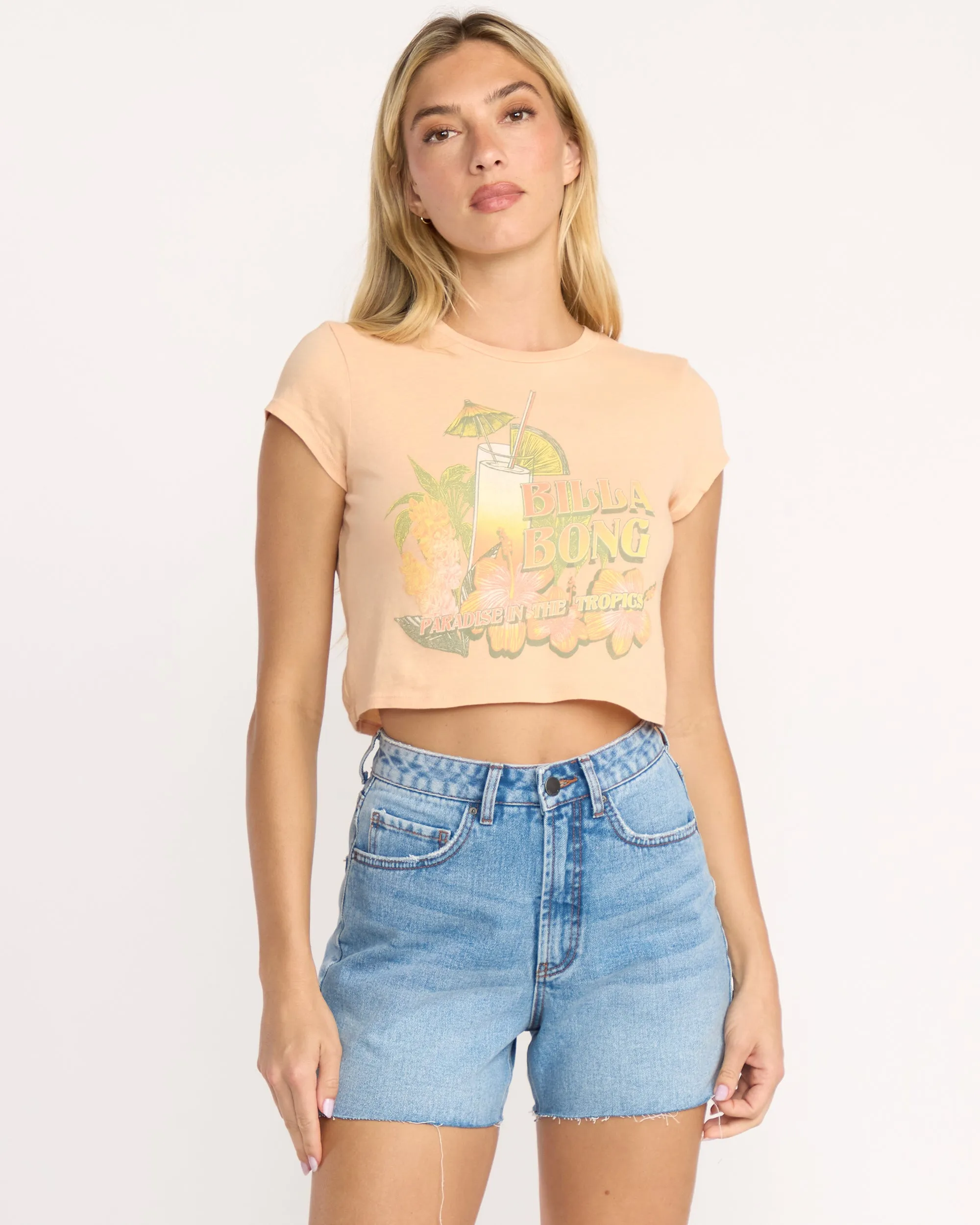 Vacay Awaits Tee - Sunstone Billabong